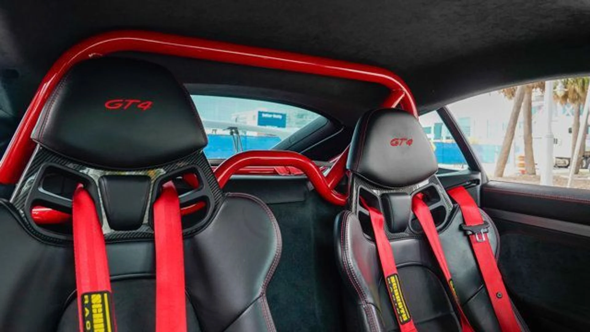 mph090_1239851109_used_2020_porsche_718_cayman_gt4coupe_14354_22875819_91_640_f3e9907603