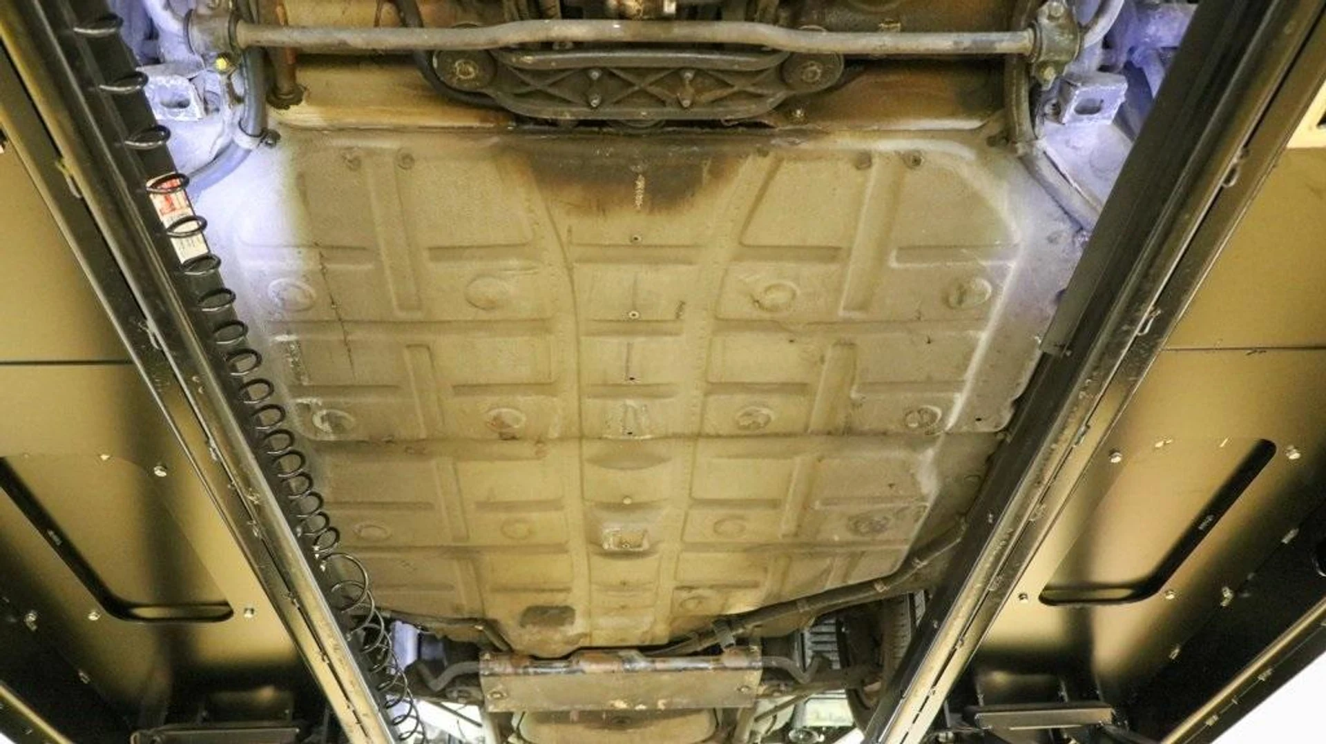 mph090_1311345881_W_Wp_Sz_Yu_ALH_54b_FF_8z9_NCL_0y_Ypm_M_6169325fcf