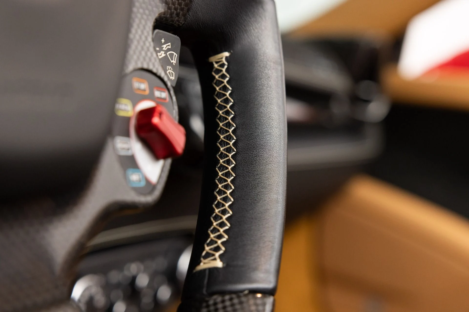 mph090_1349598978_Used_2013_Ferrari_458_Spider_1791300624_83f96c41d2
