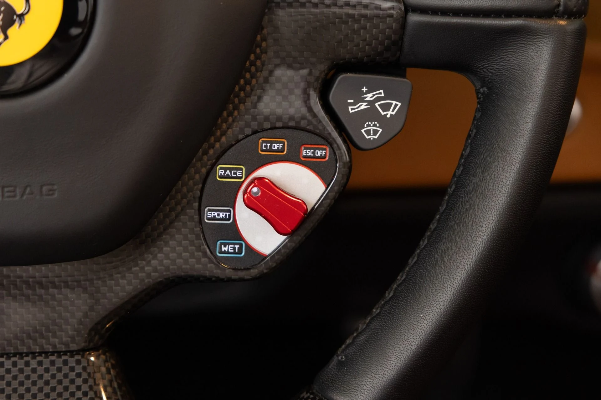 mph090_1442558430_Used_2017_Ferrari_488_Spider_1784830177_f6cdb3101b