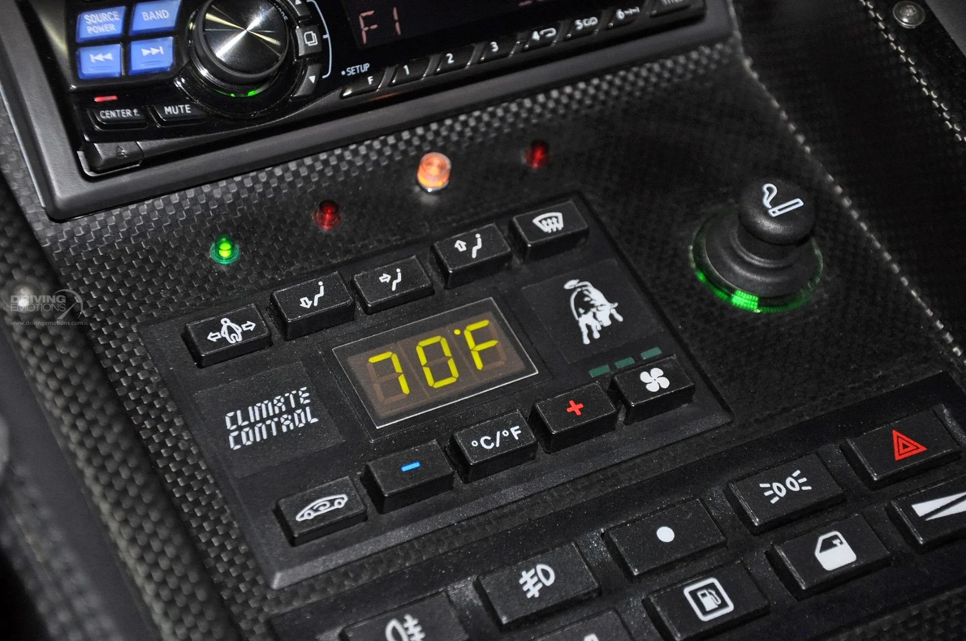 mph090_2053858952_192_p91_l_debc0a8054