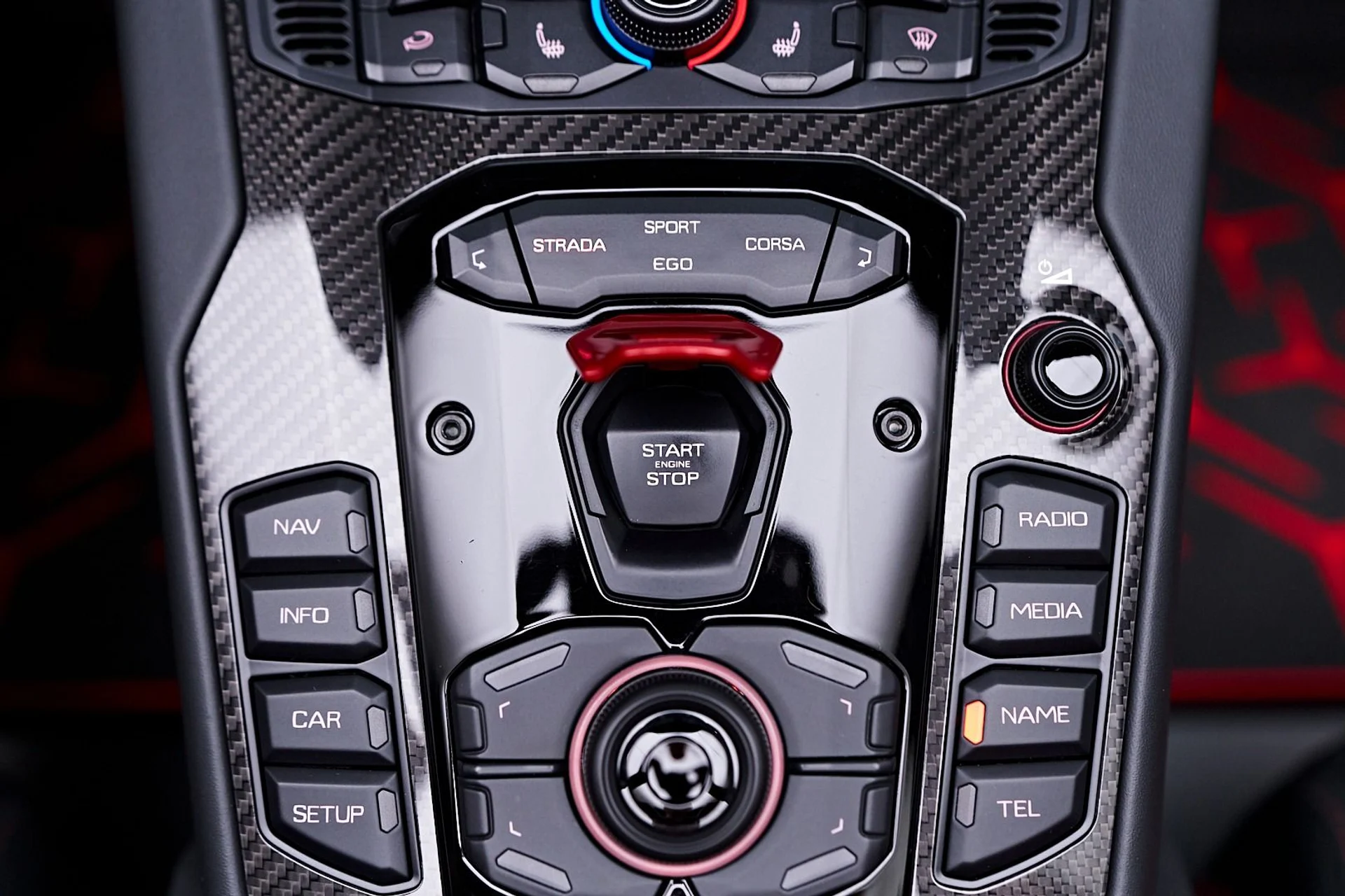 mph090_2055209344_Used_2021_Lamborghini_Aventador_SVJ_Base_1744164256_bf977c15e5