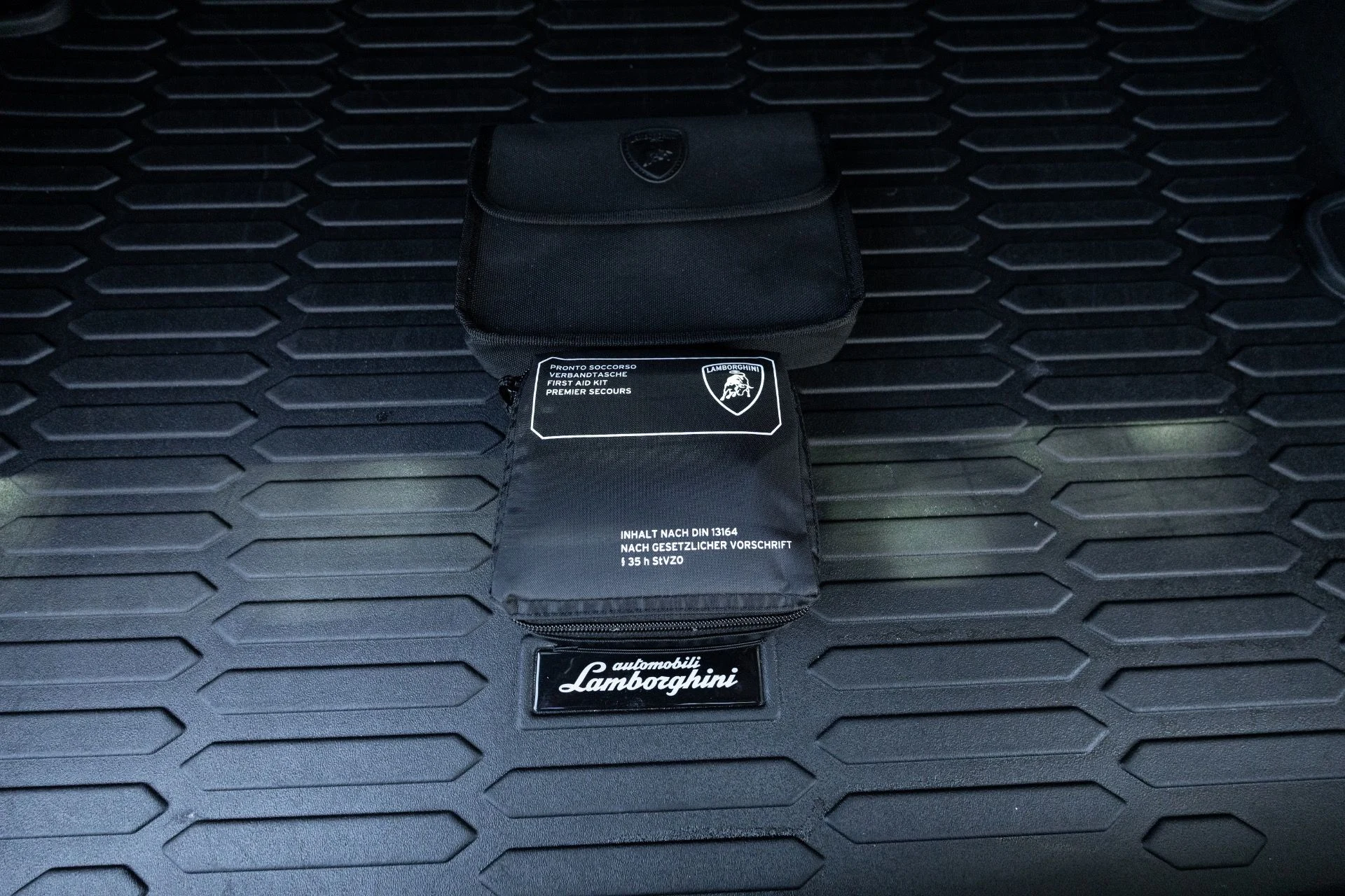 mph090_2069684864_Used_2023_Lamborghini_Urus_S_1780940773_75d5f4ec82