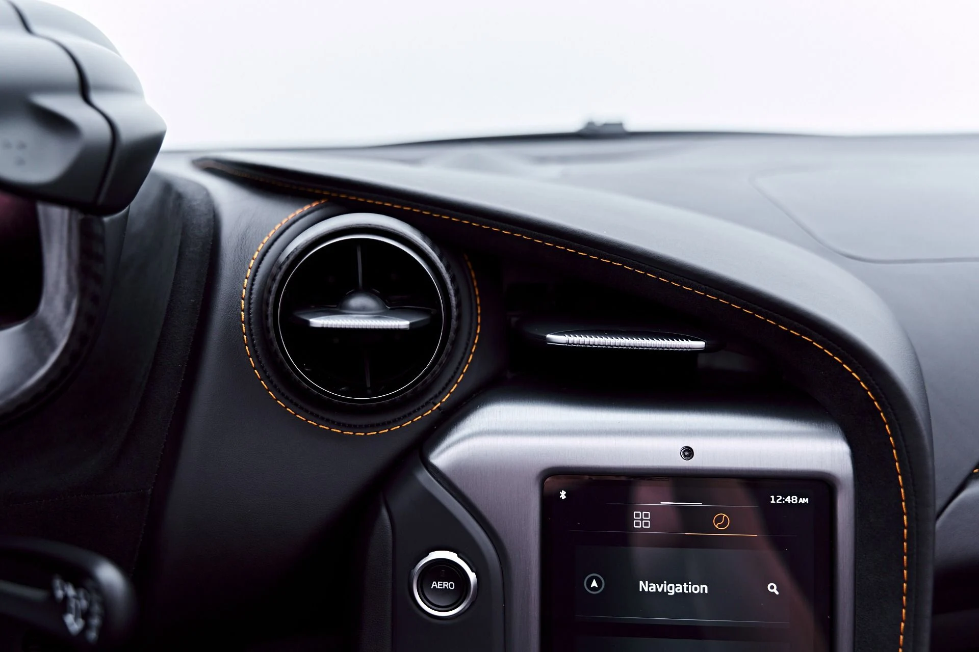 mph090_2099171590_Used_2025_Mc_Laren_750_S_1784081831_7a639bfe66