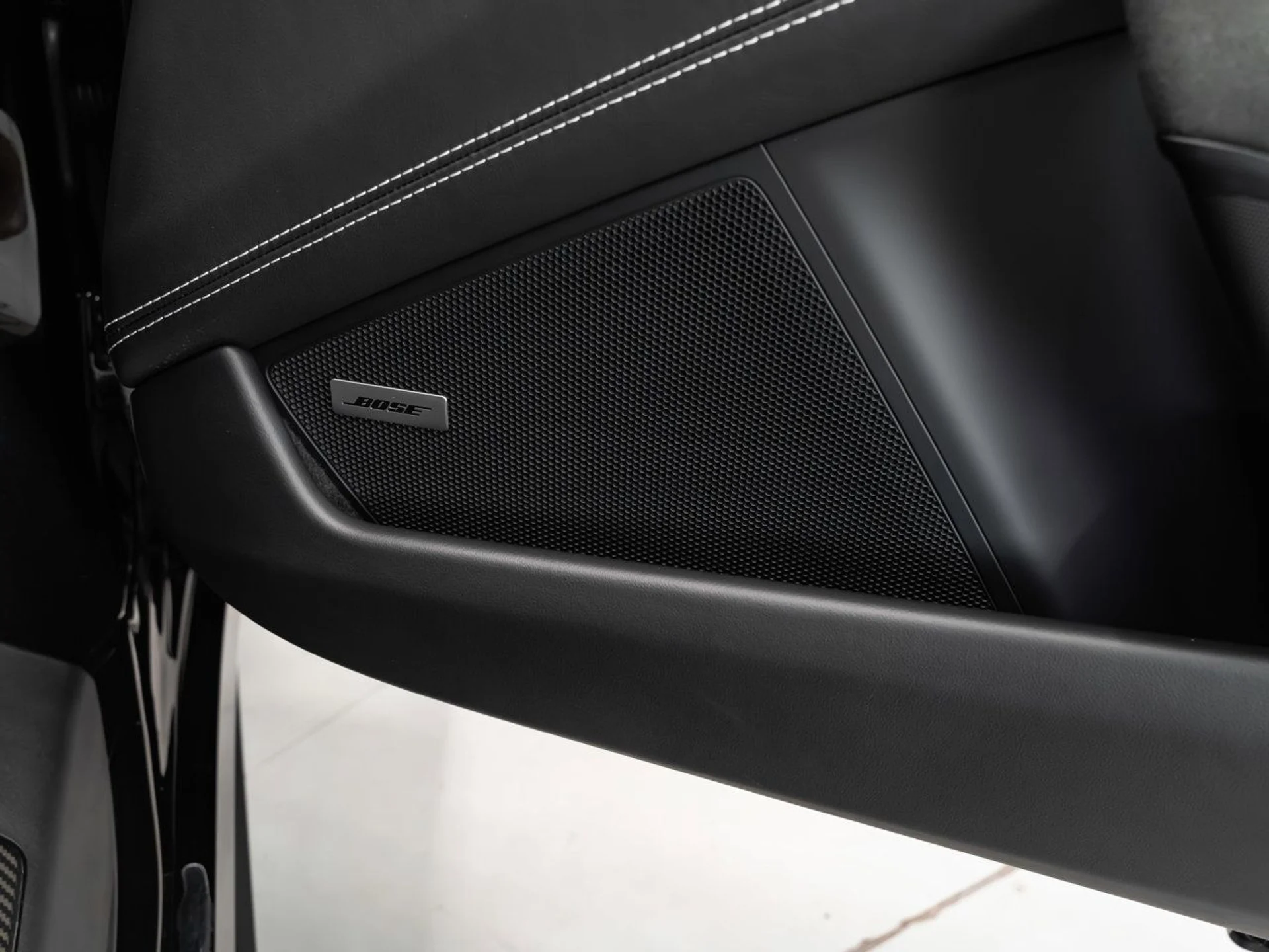 mph090_2124992413_porsche_911_2022_619f96ec4d