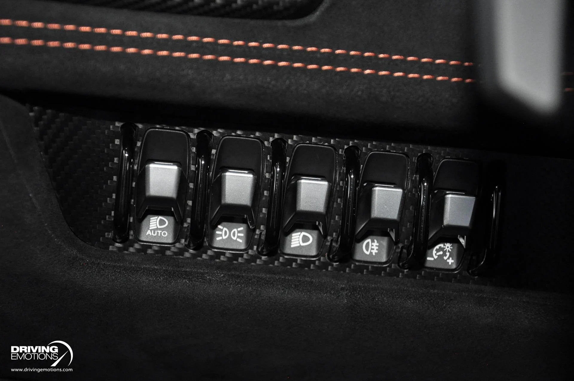 mph090_2147426629_743_p91_l_e9b66de0ce