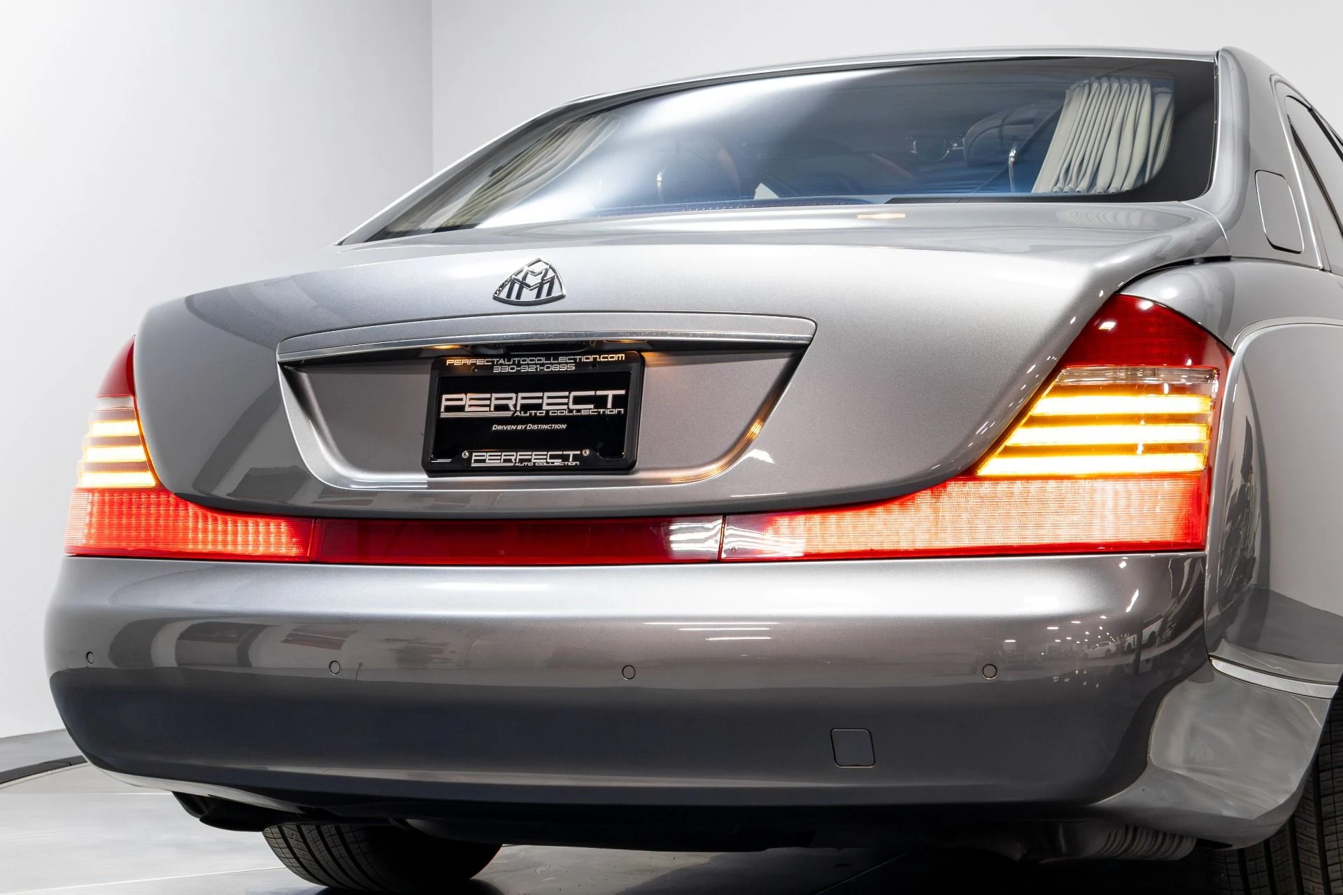 mph090_2266983228_Used_2004_Maybach_57_1769486757_b2d947c9d0