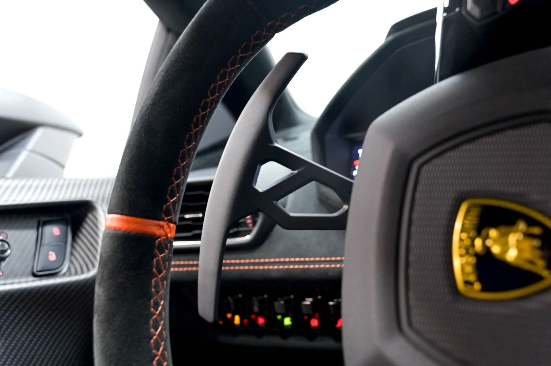 mph090_2533387176_Used_2023_Lamborghini_Huracan_STO_1782768591_ab7685f492