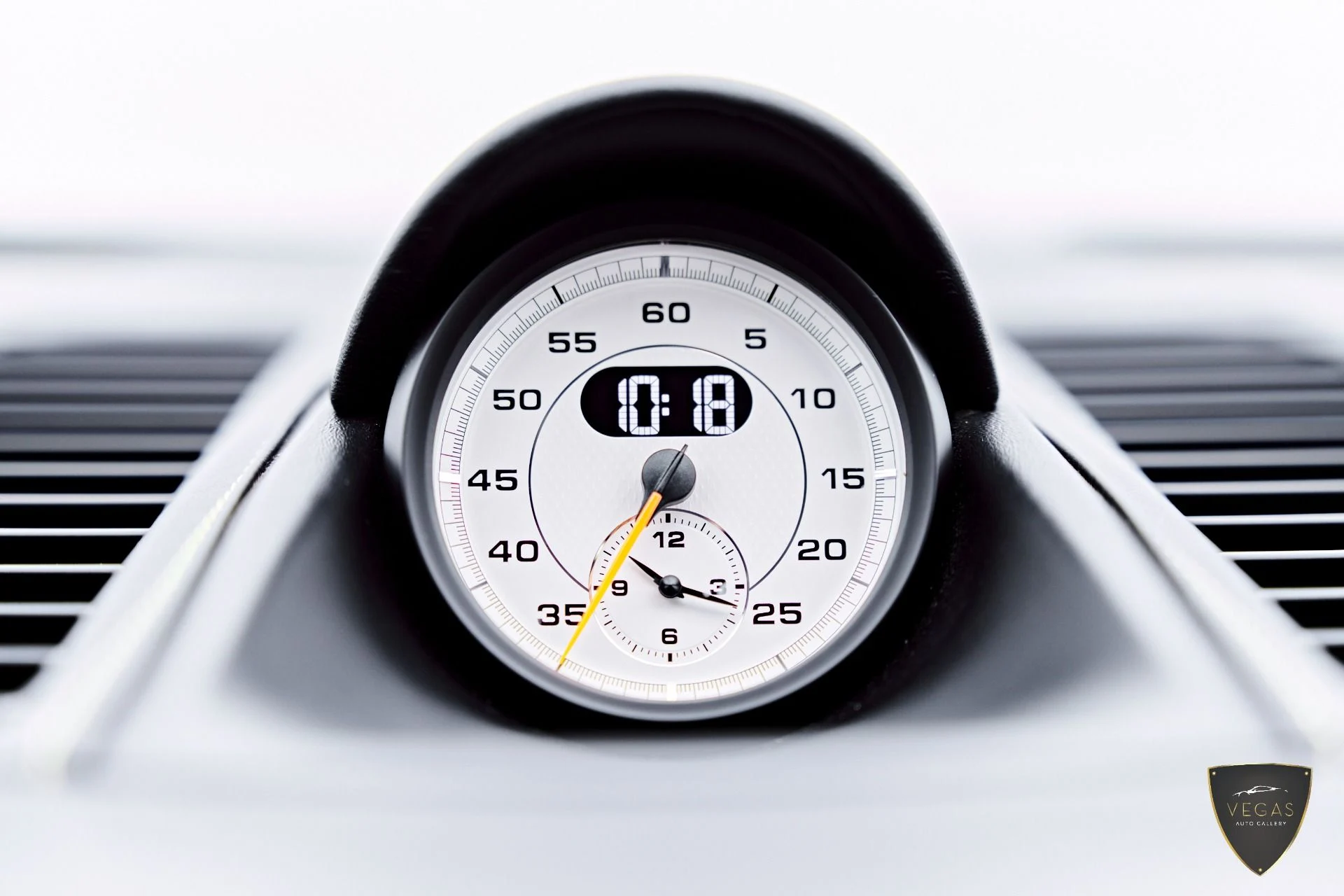 mph090_2534139264_Used_2019_Porsche_911_GT_3_RS_1783382442_6db2ad1b1e