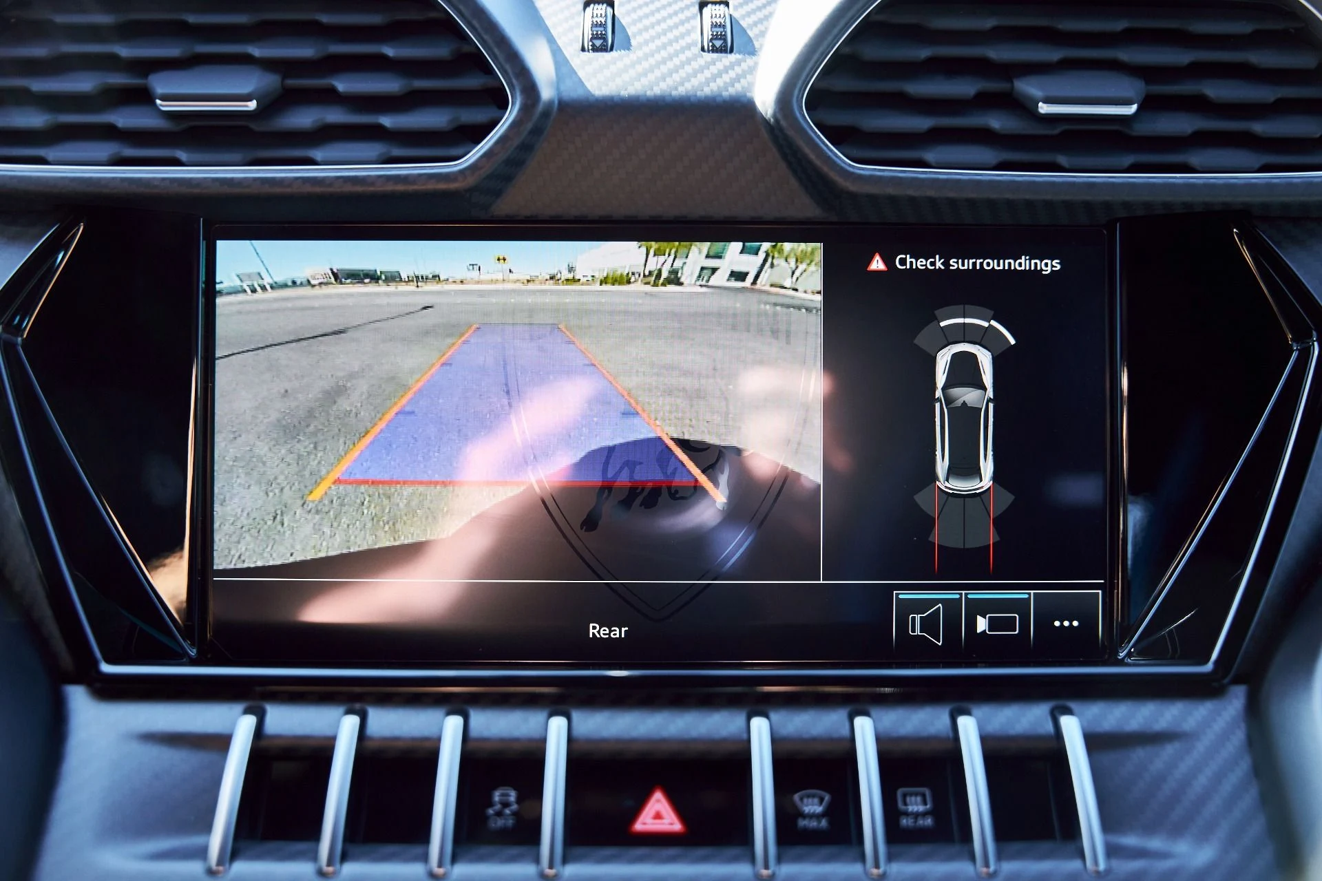 mph090_2582463795_Used_2024_Lamborghini_Urus_Performante_1773367258_ddb3f53322