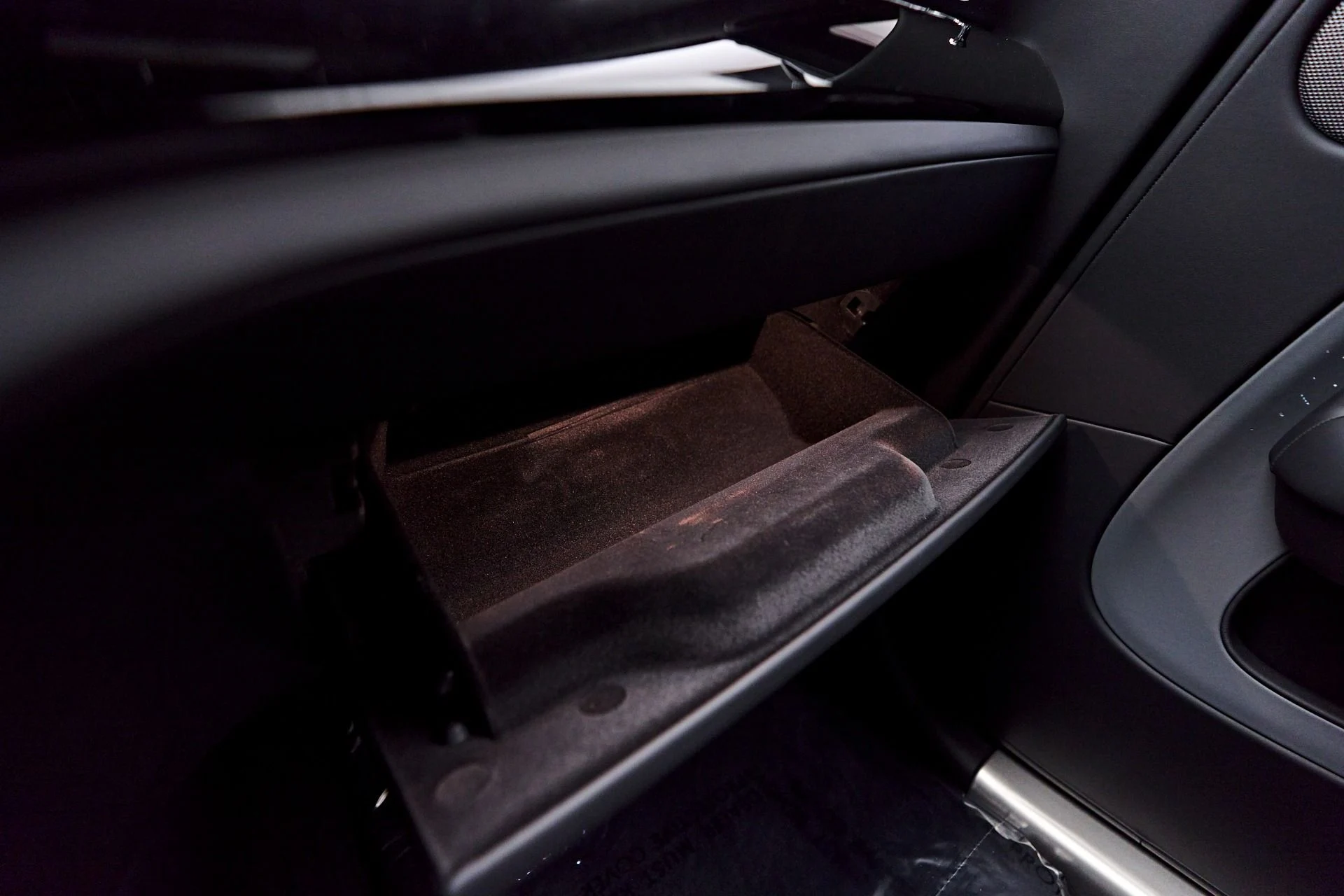 mph090_2631762887_Used_2025_Rolls_Royce_Spectre_1755107741_2e9a485b52