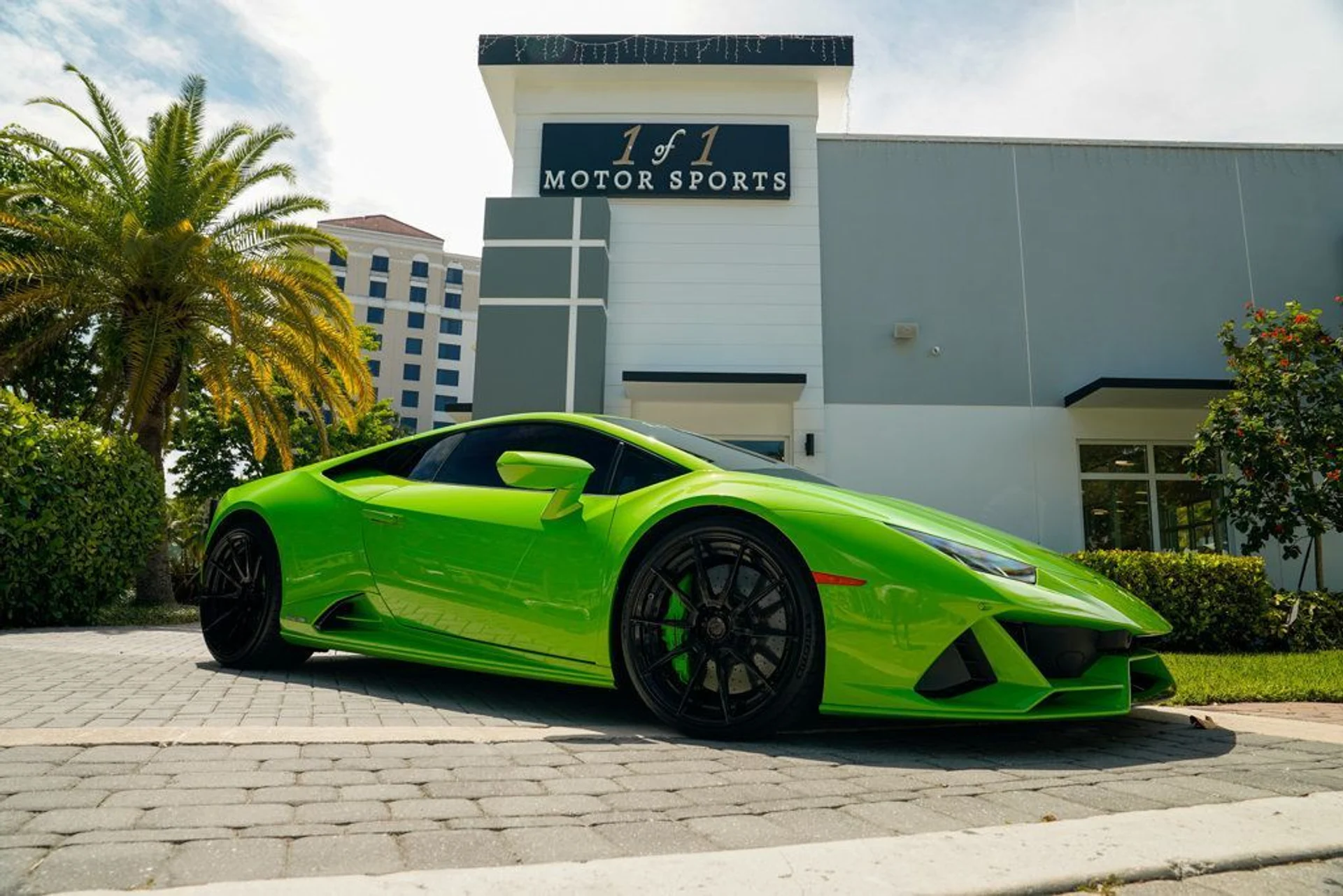 mph090_2643803980_used_2020_lamborghini_huracan_evo_coupeawd_14354_22890839_91_1024_3982d11724