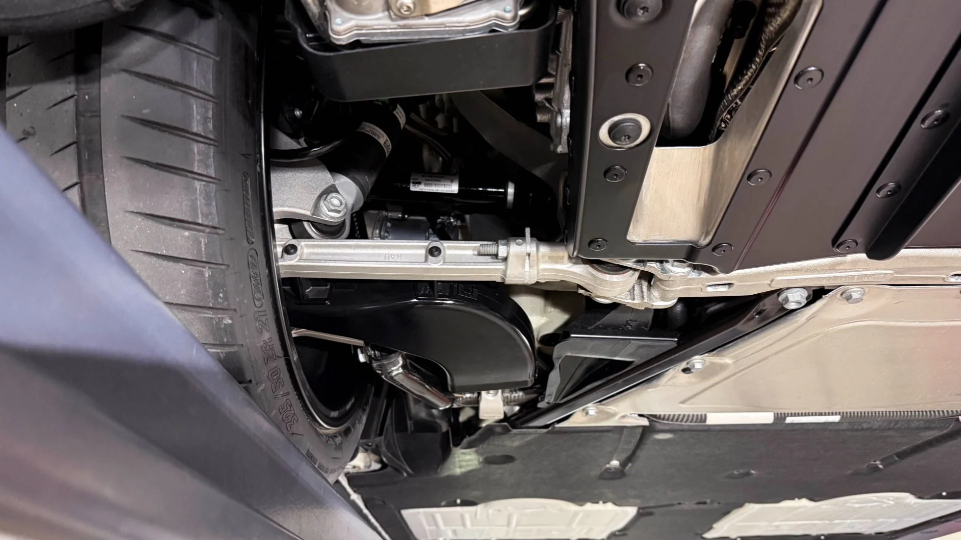 mph090_269191519_Used_2018_Porsche_911_GT_2_RS_1762388143_a869fd5a3a