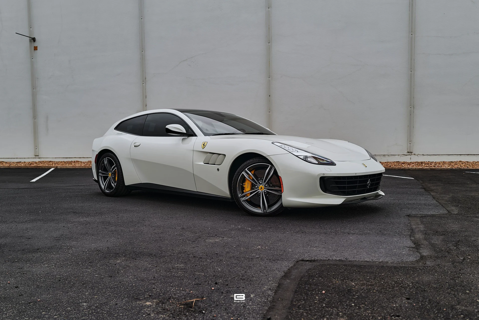 mph090_2957388058_69e2a4d4397c29a508d743d4_L1220631_6918486cdd