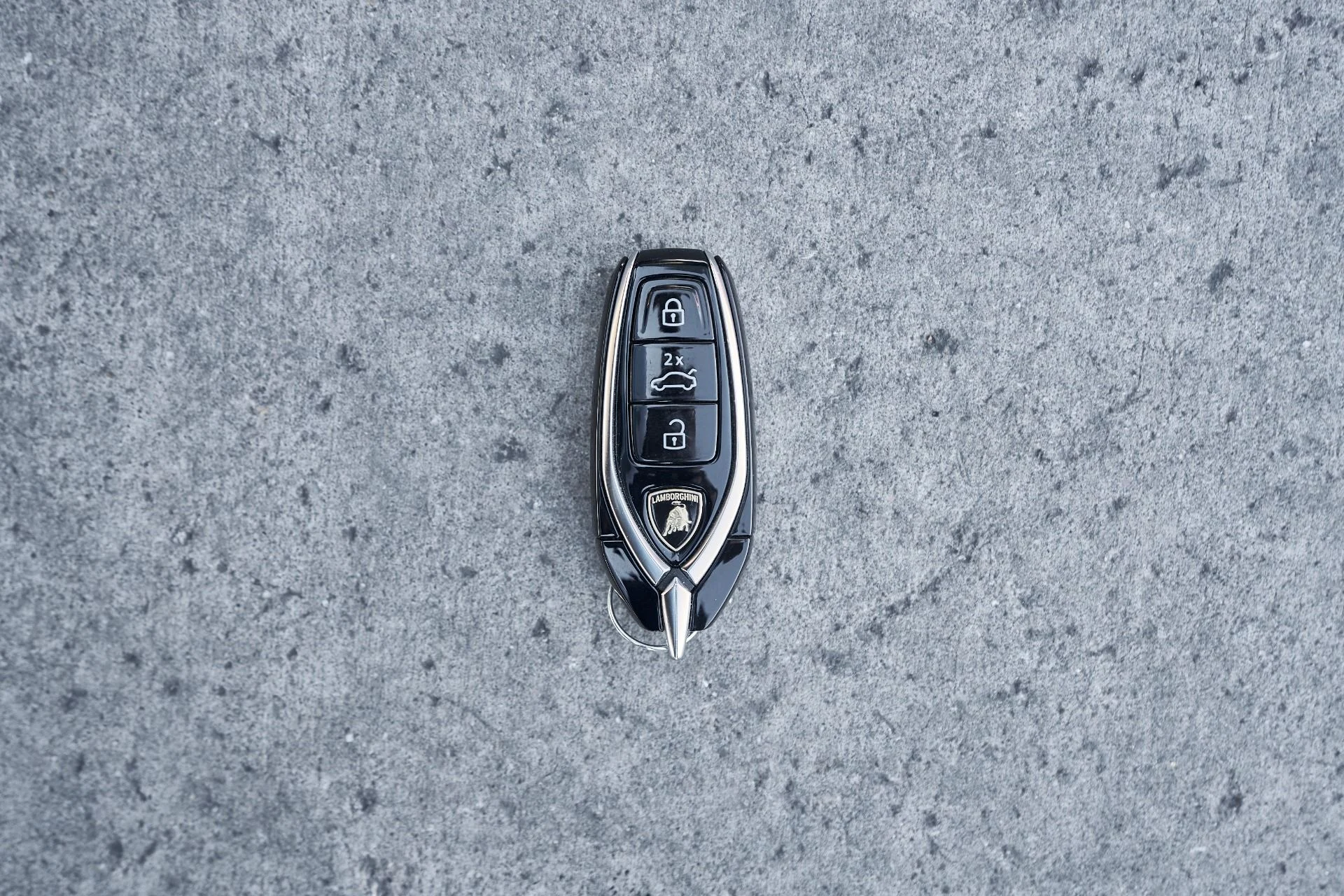 mph090_2963479697_Used_2024_Lamborghini_Urus_Performante_1764957737_69db2eb50f