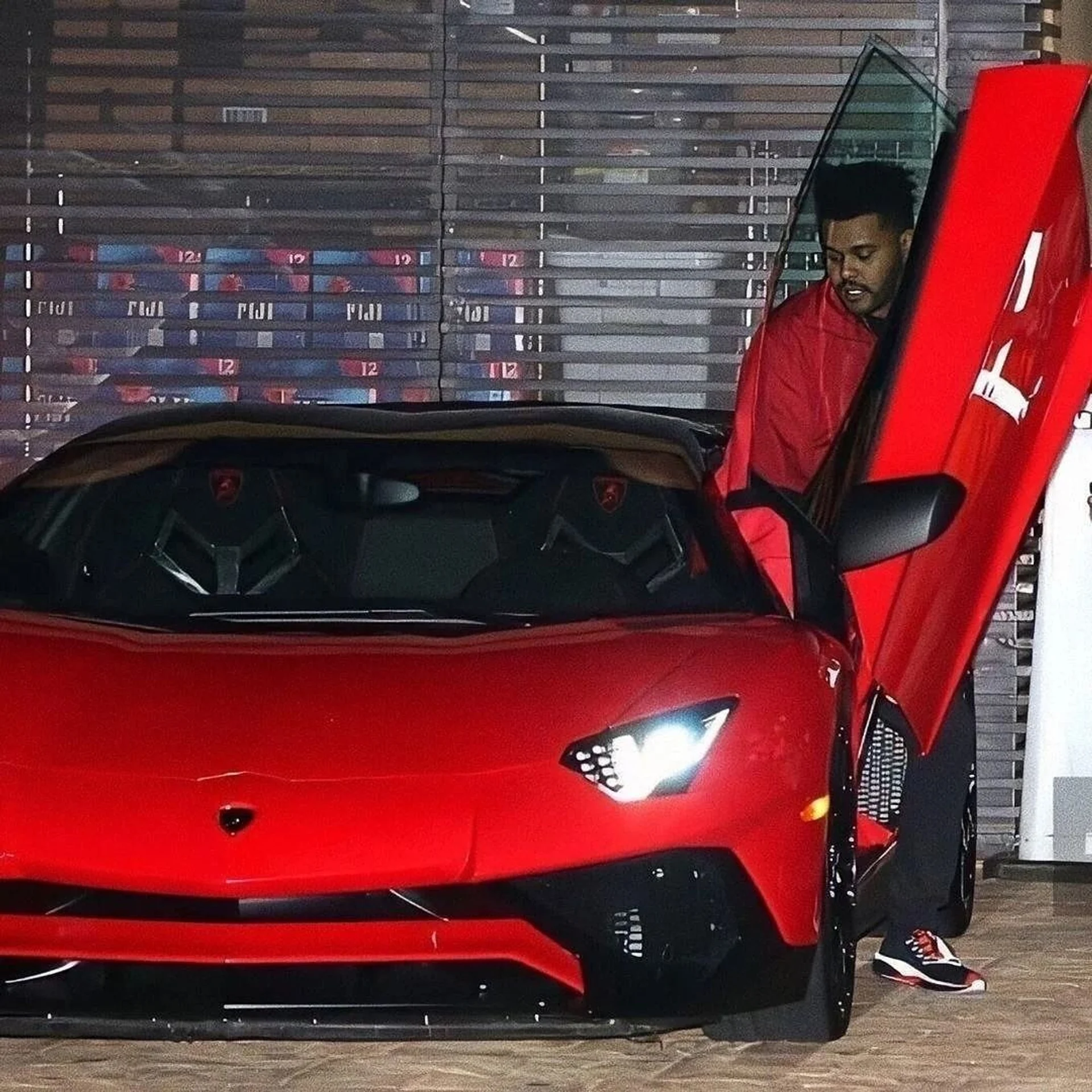 mph090_3033791781_Used_2016_Lamborghini_Aventador_LP_750_4_Super_Veloce_Roadster_The_Weeknds_1756779294_2e8ea281b6