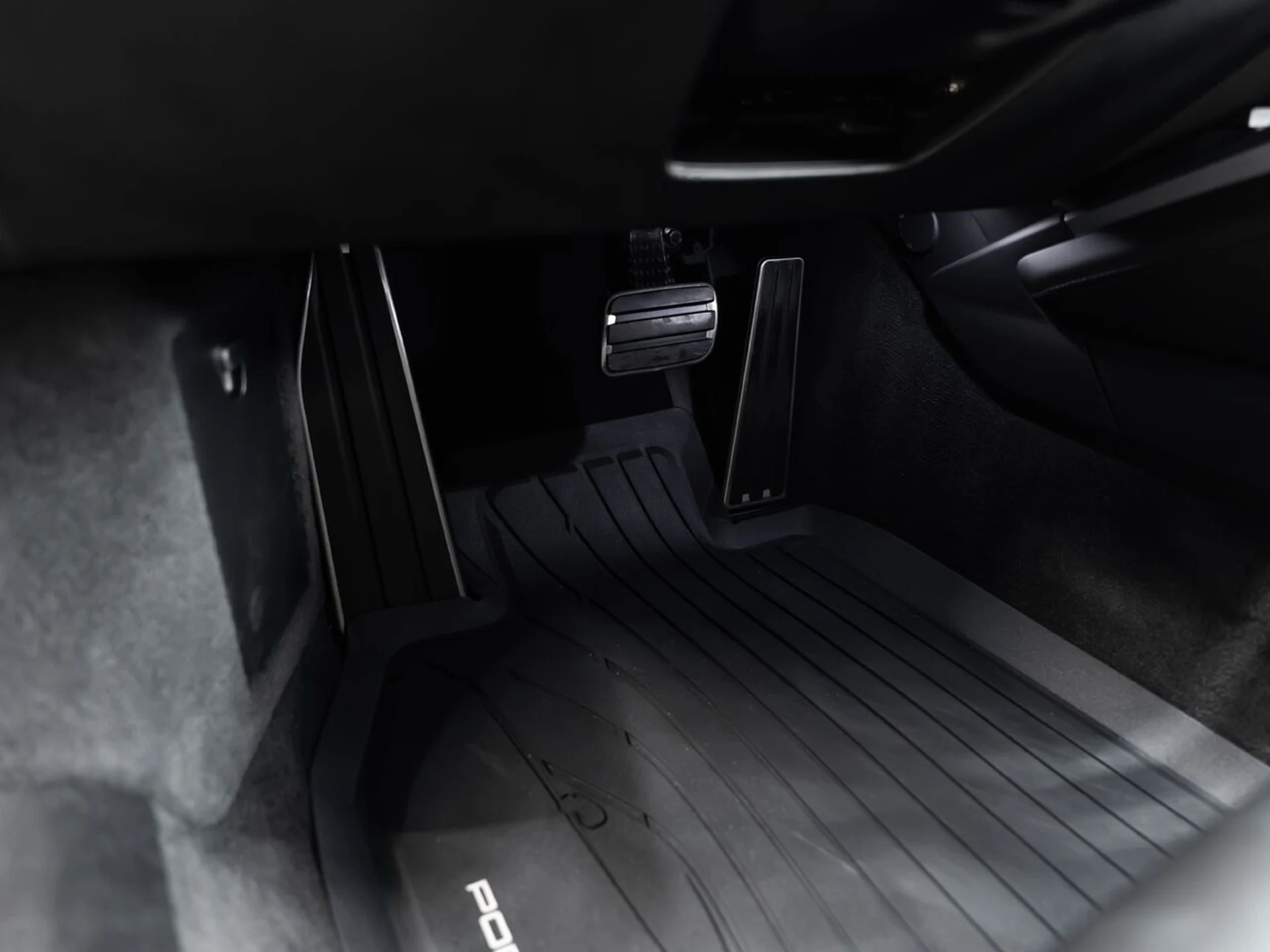 mph090_3038097468_porsche_911_2022_f7e805b707