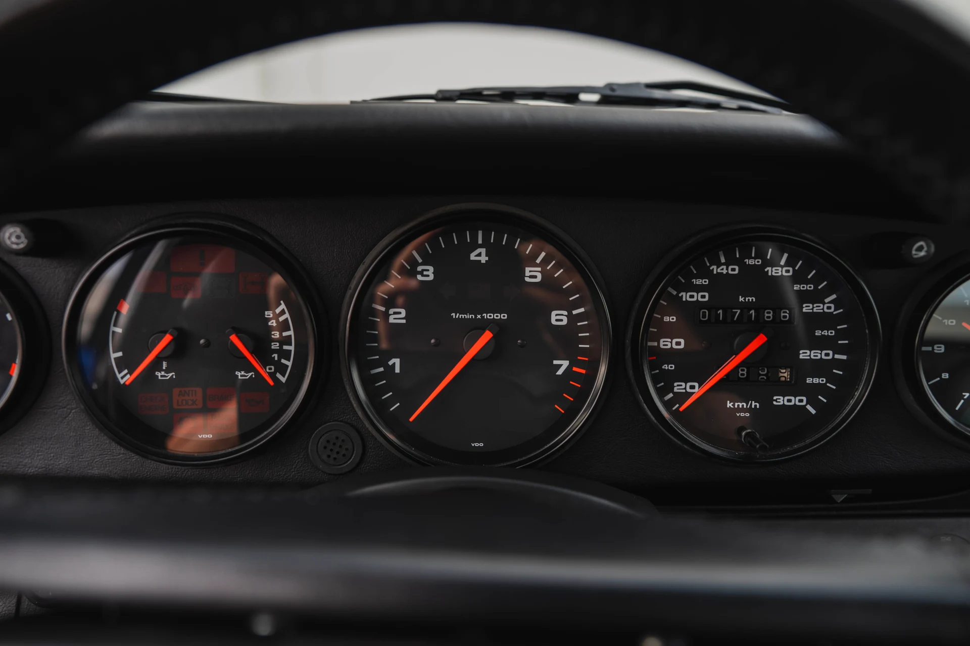 mph090_3175779853_69dfac6ee8c218f9c3a799db_A7407479_7ac1b67901