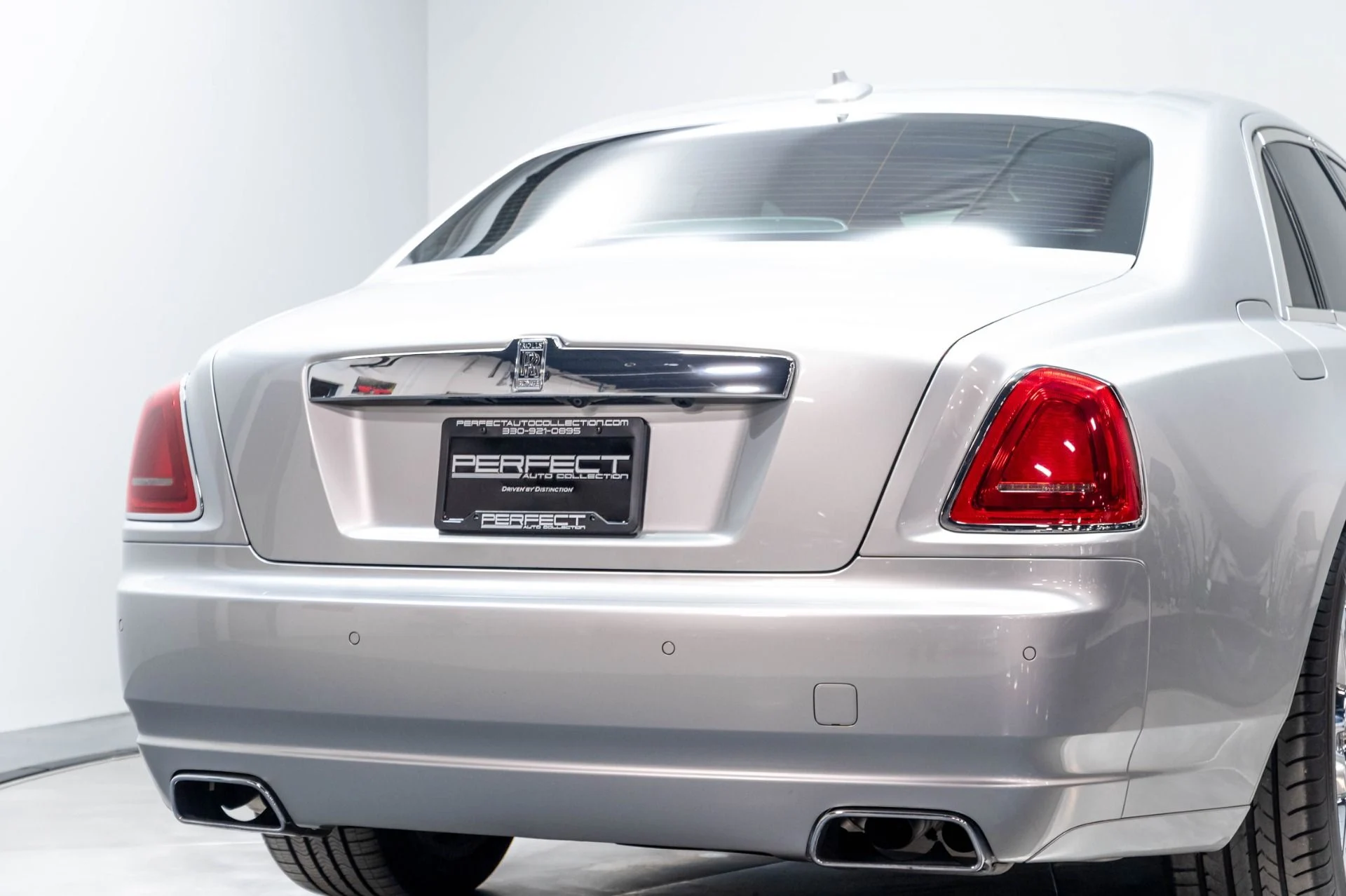 mph090_3316800548_Used_2012_Rolls_Royce_Ghost_1778014944_fd086f1d22