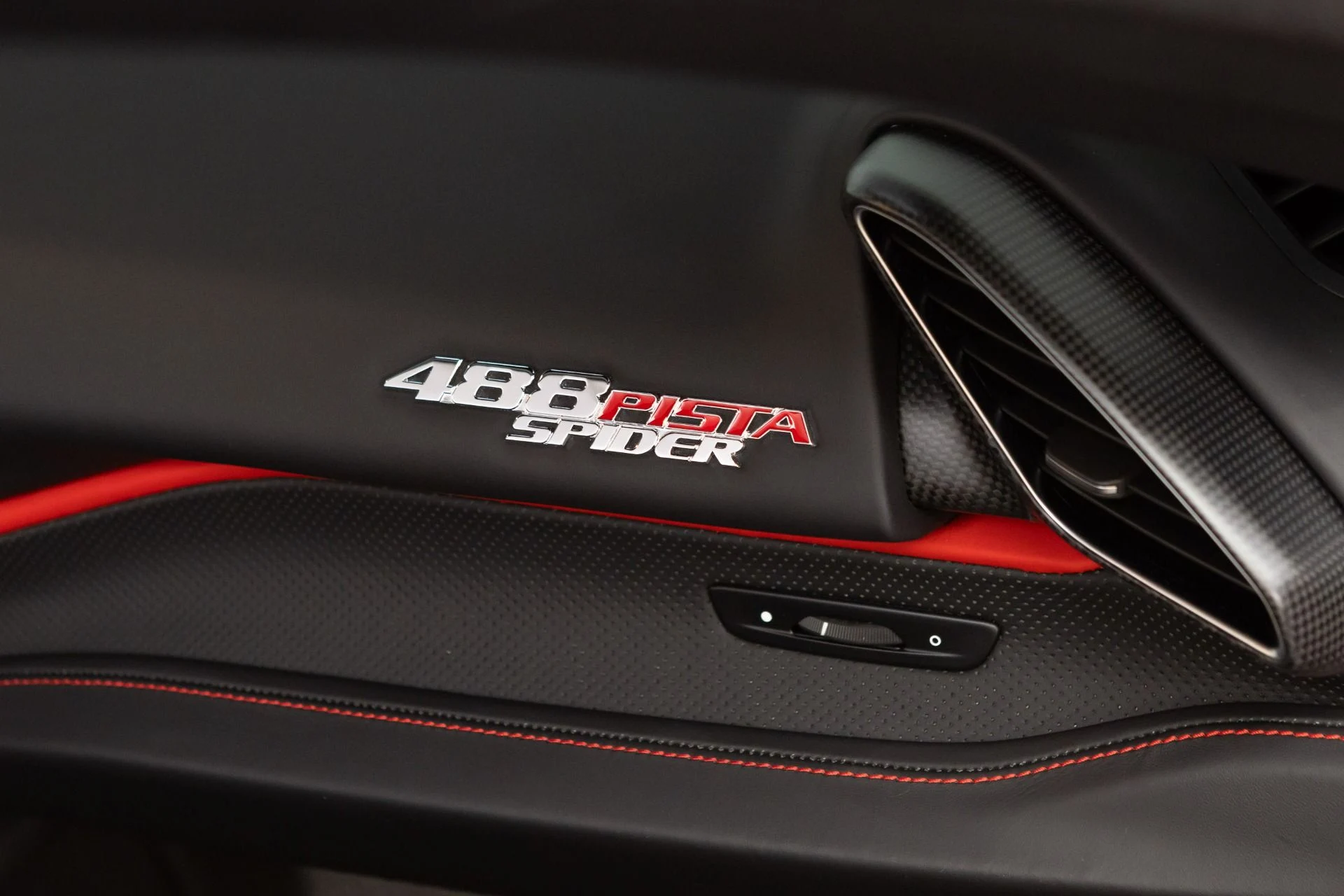 mph090_3454208944_Used_2020_Ferrari_488_Pista_Spider_1782748641_8e1533ce51