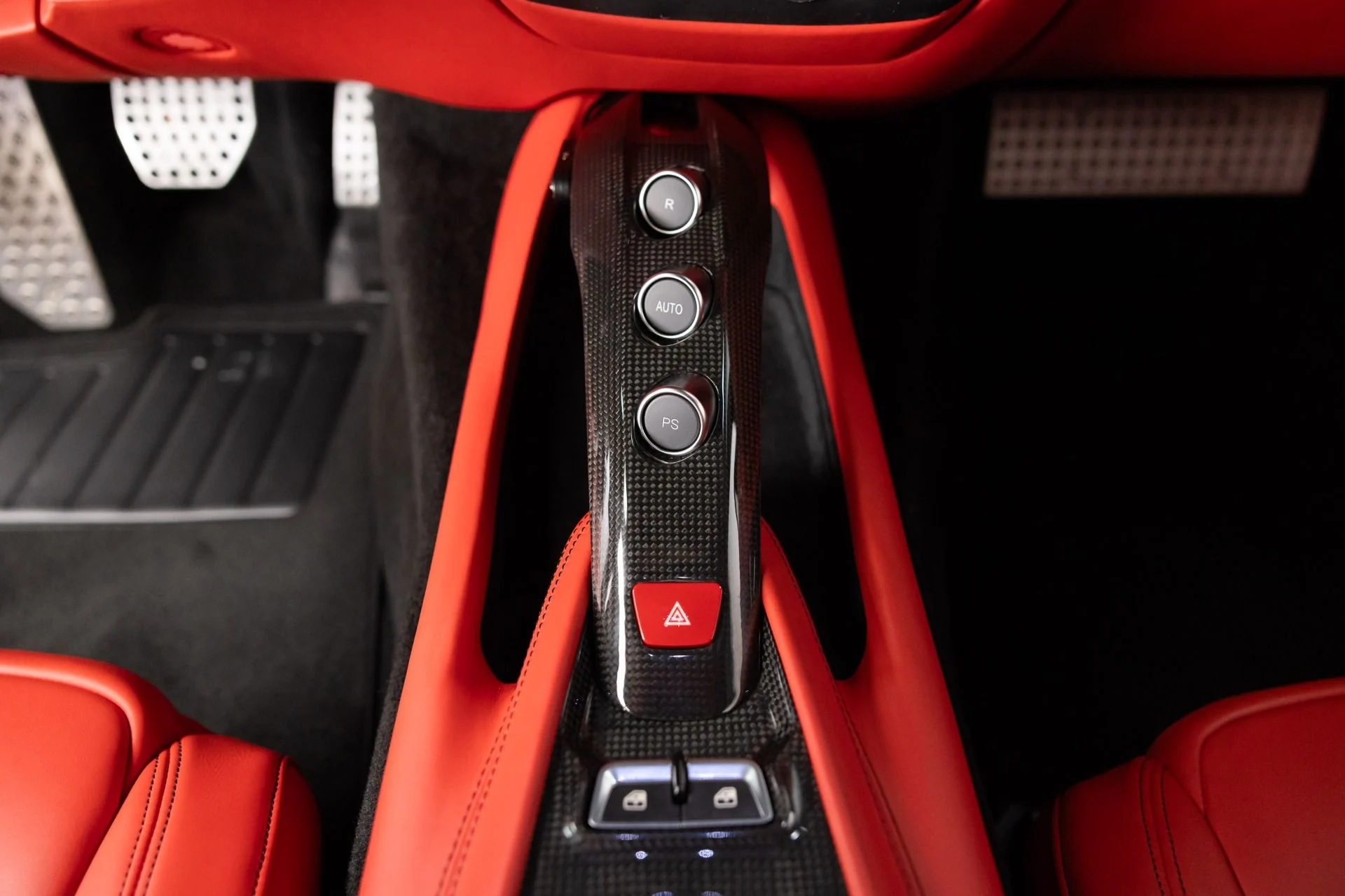 mph090_3566471332_Used_2014_Ferrari_F12berlinetta_1784559579_fb8fb9f4a5