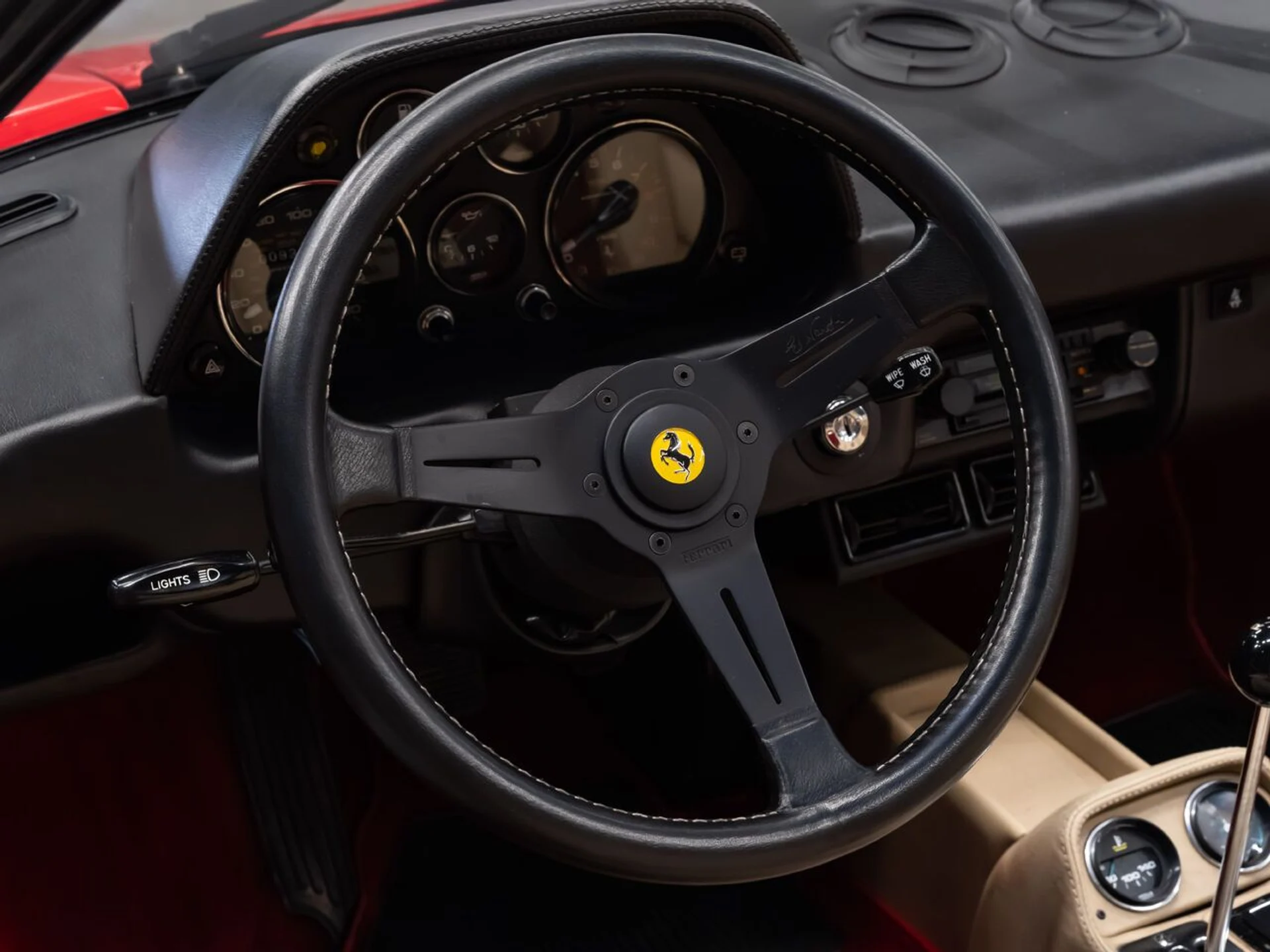 mph090_3706547236_ferrari_308_gtsi_1982_82cdf2c1d1