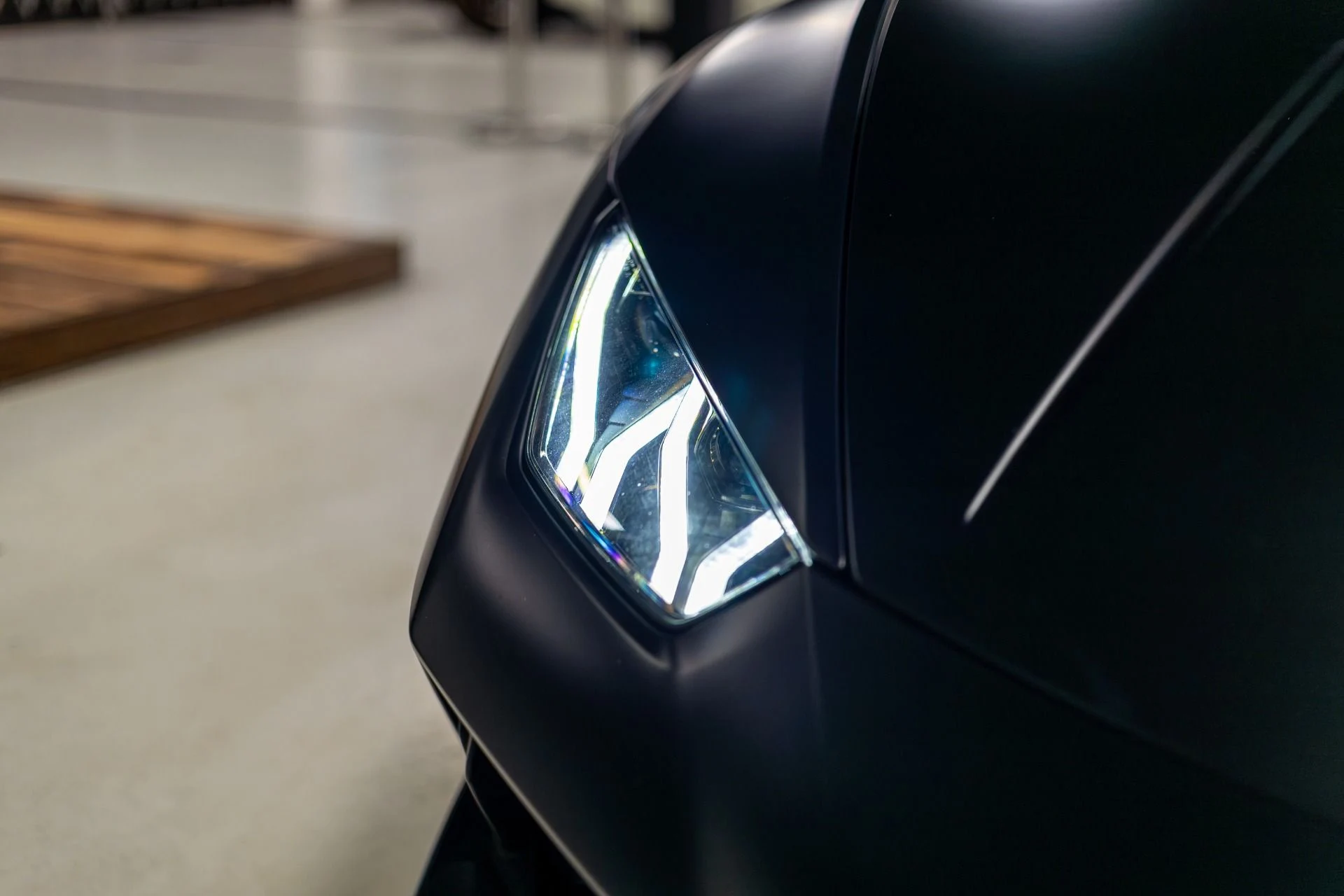 mph090_375697853_Used_2021_Lamborghini_Huracan_EVO_1773475781_2ae4d659ae