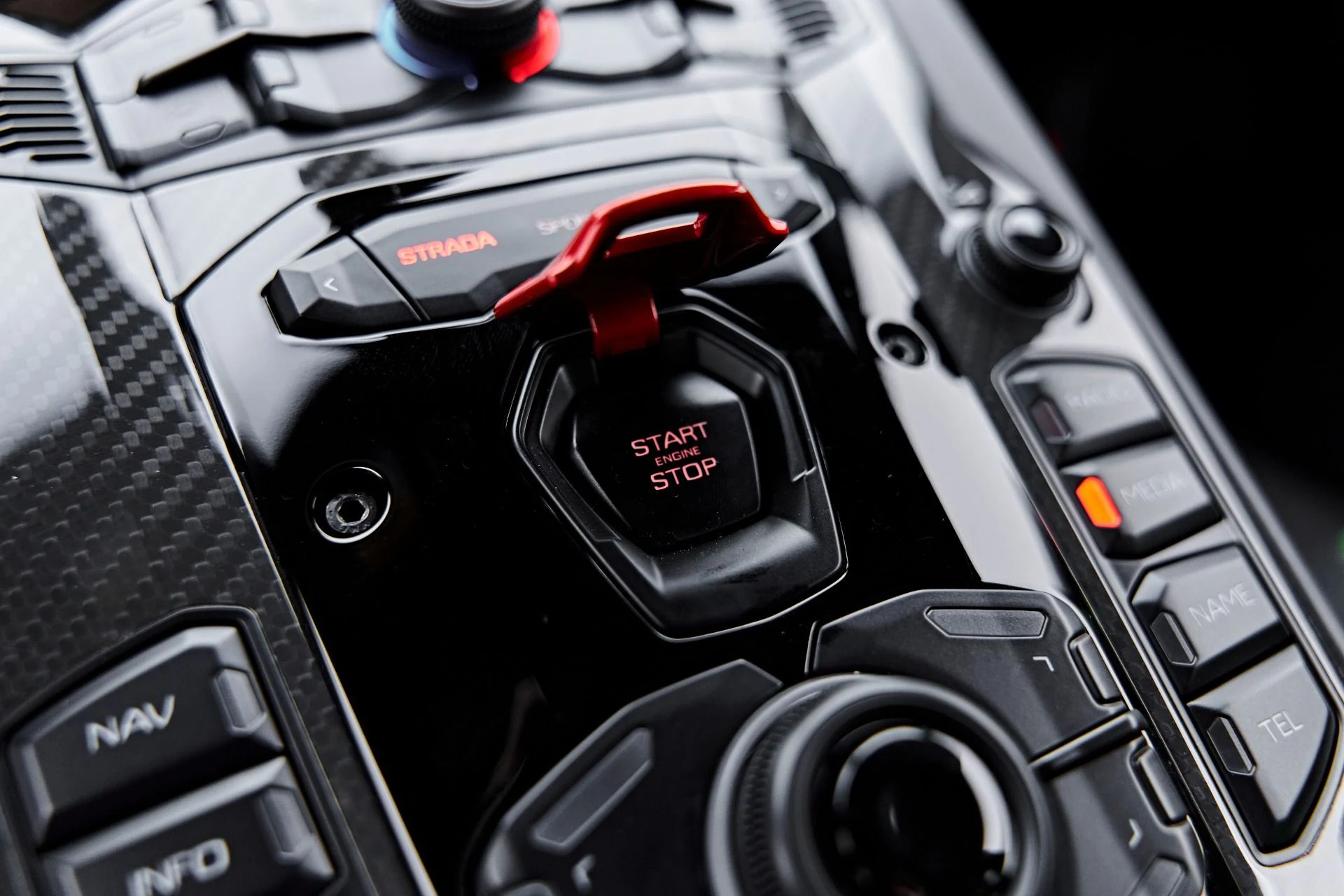 mph090_3761130131_Used_2016_Lamborghini_Aventador_LP_750_4_Super_Veloce_1791227598_9e47e8c6c8