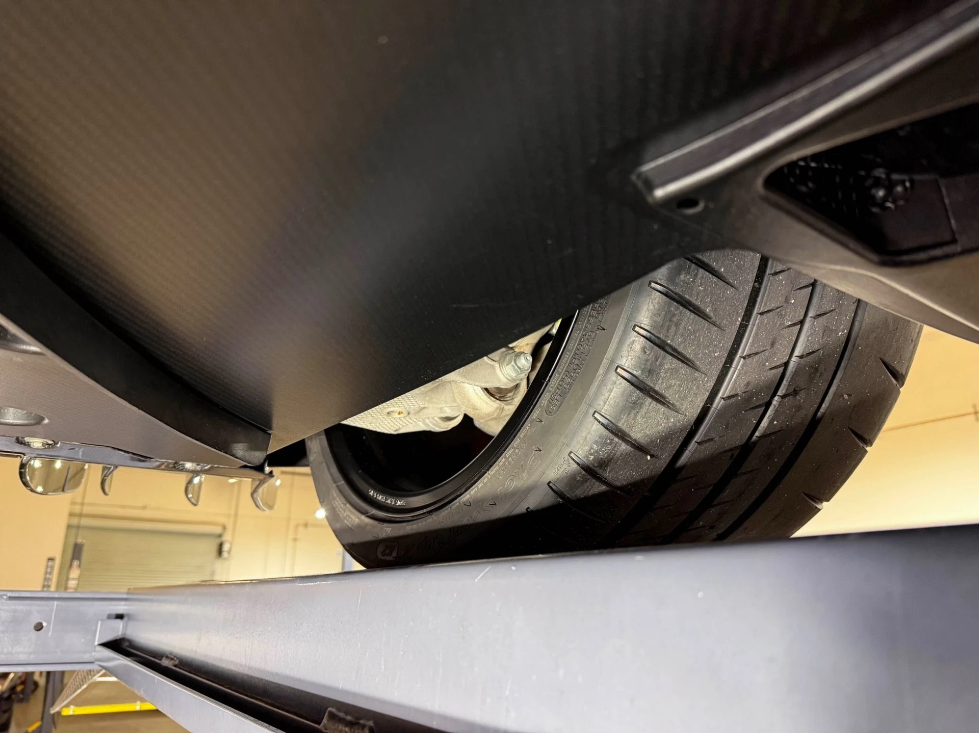 mph090_4163178301_Used_2019_Ferrari_488_Pista_Coupe_1764016785_dcc7213126