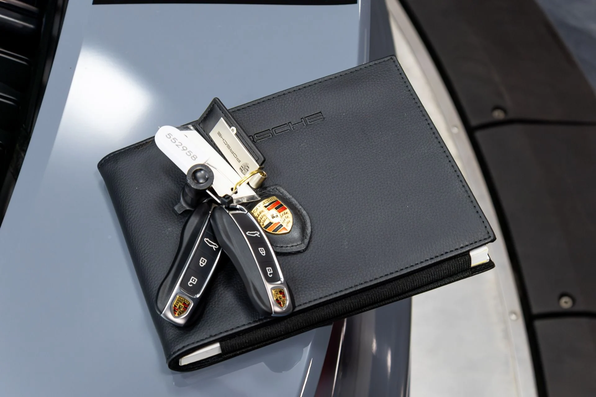 mph090_481739588_Used_2024_Porsche_911_1774039969_c83cb8c0f6