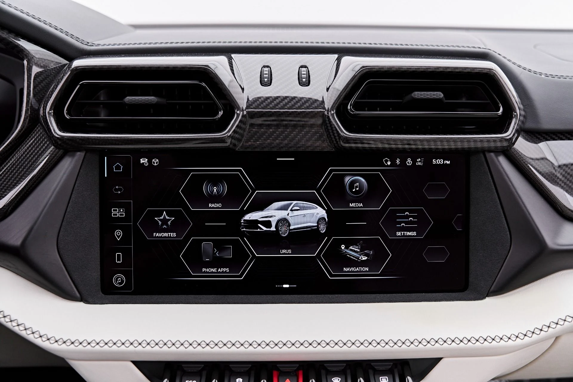 mph090_647718757_Used_2025_Lamborghini_Urus_SE_1785259052_ca314c95a0