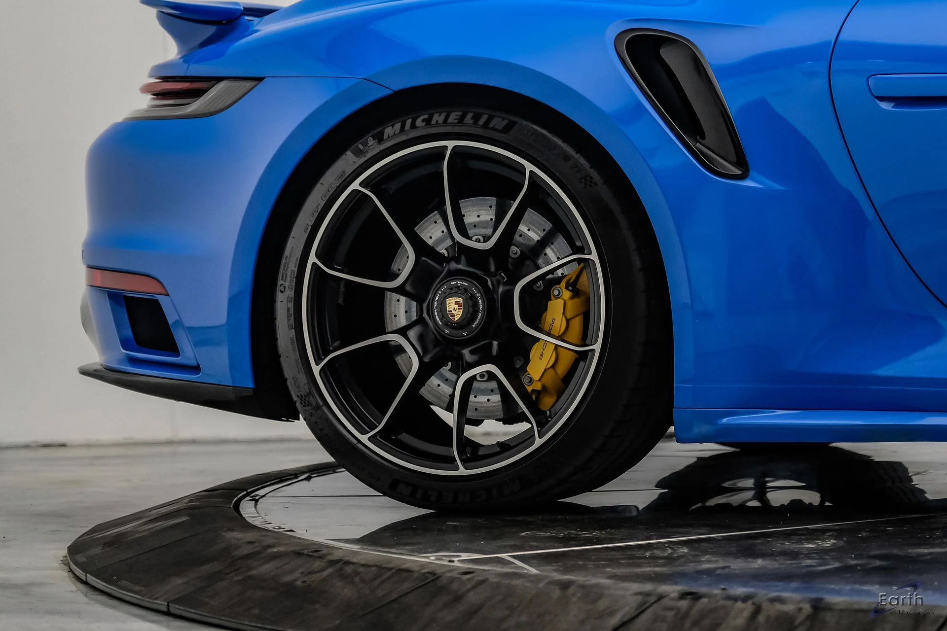 mph090_728804155_f4fc7be0ee111e7c4204d3beef2543c6x_8245541a68