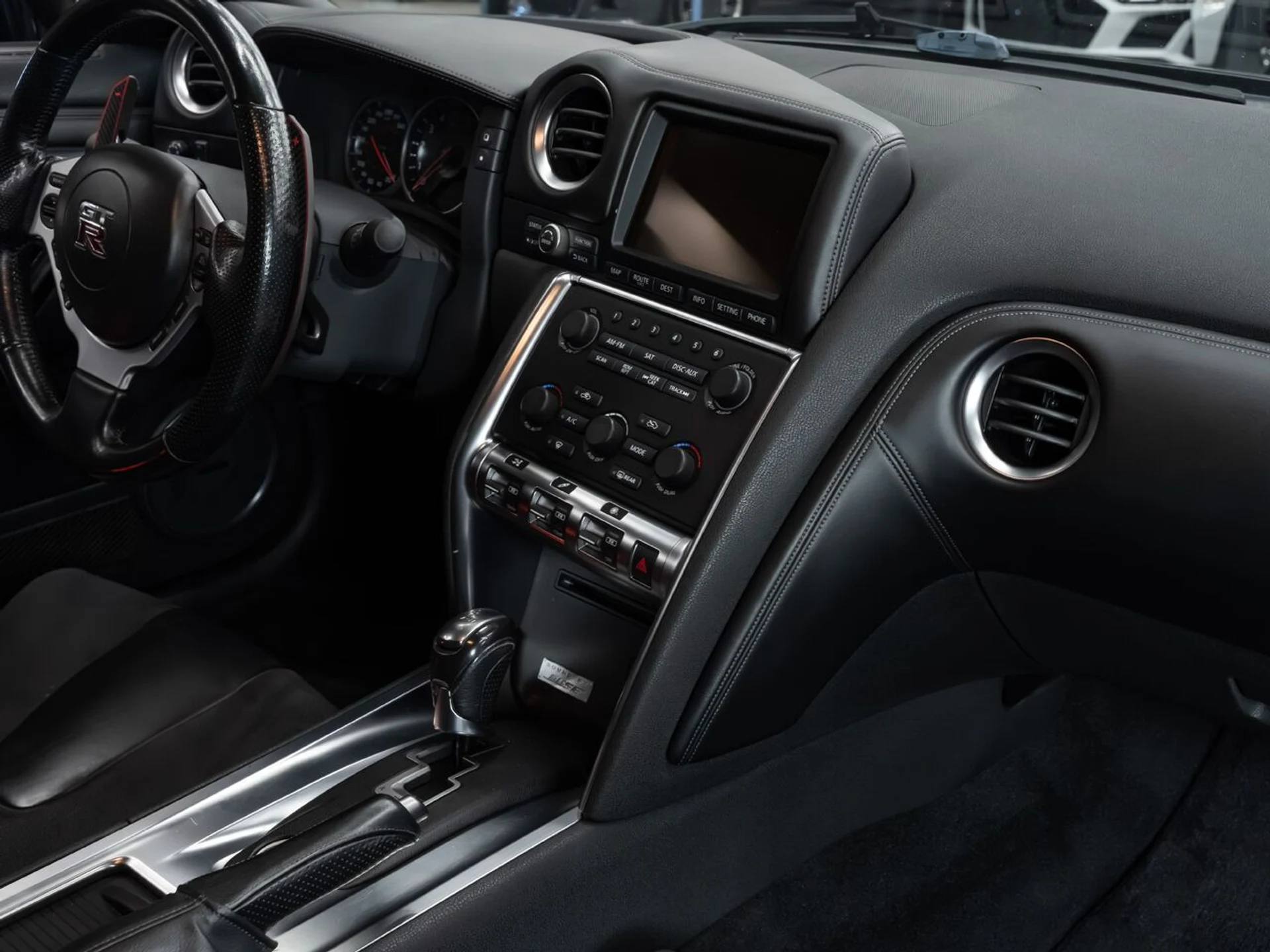 mph090_907234971_nissan_gt_r_2009_a287f1f248