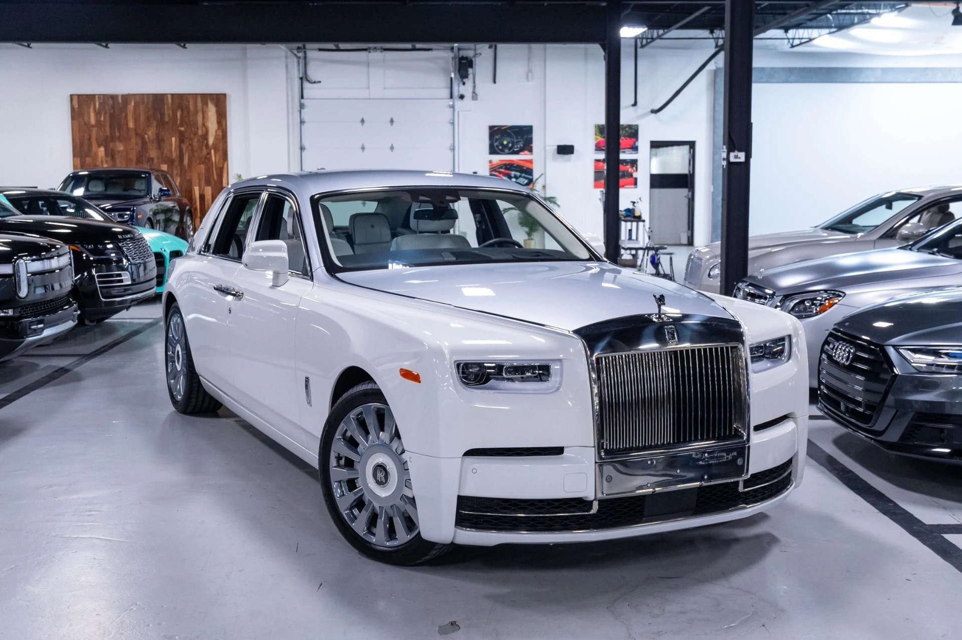 mph090_92830453_Used_2019_Rolls_Royce_Phantom_1784063529_d540aa28ba