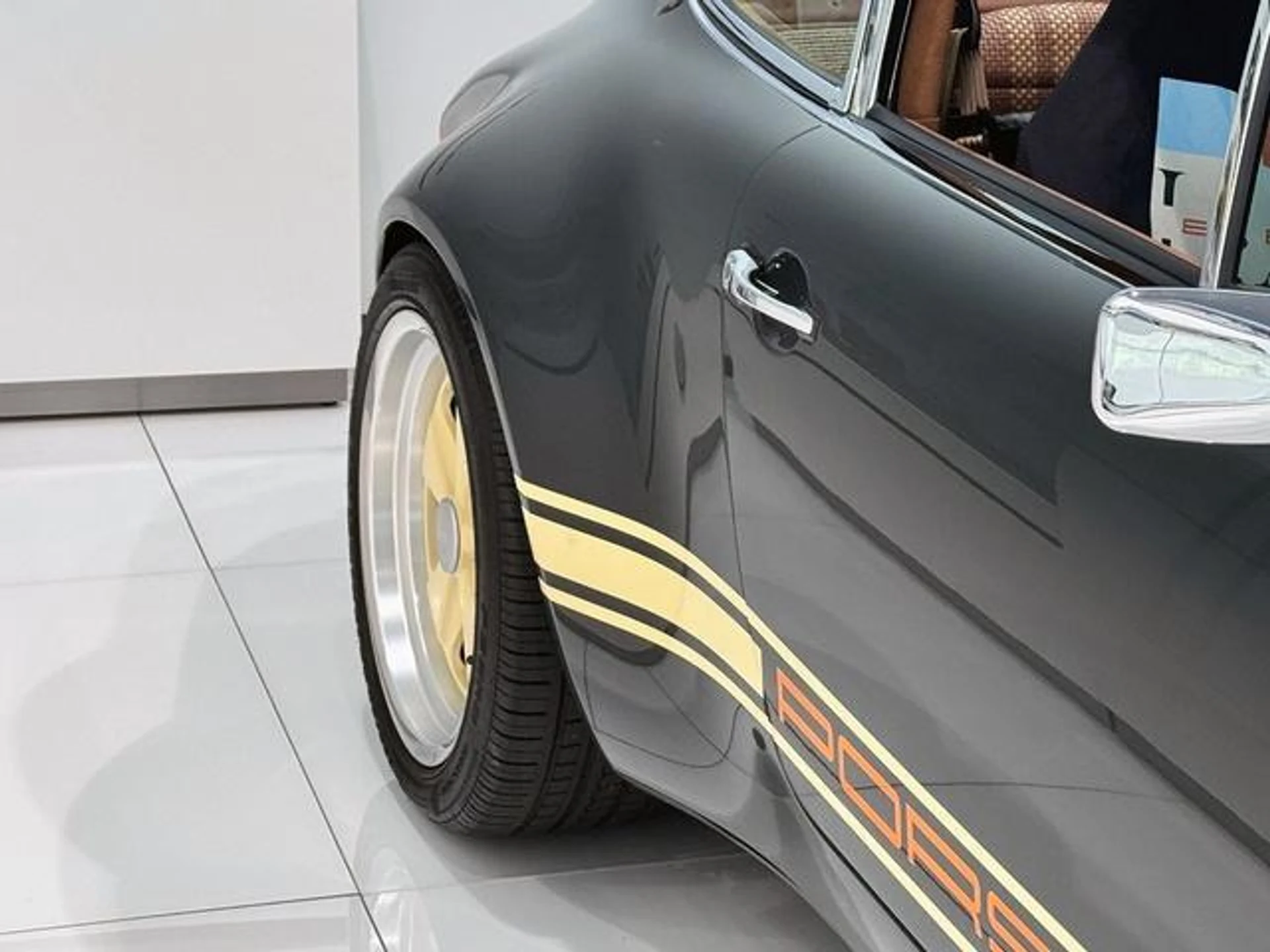 mph090_939459744_u_Qvj_Dd9_Gsf_Vs_A1ygvz_M_Nrkuy0h_U_3f765036e0