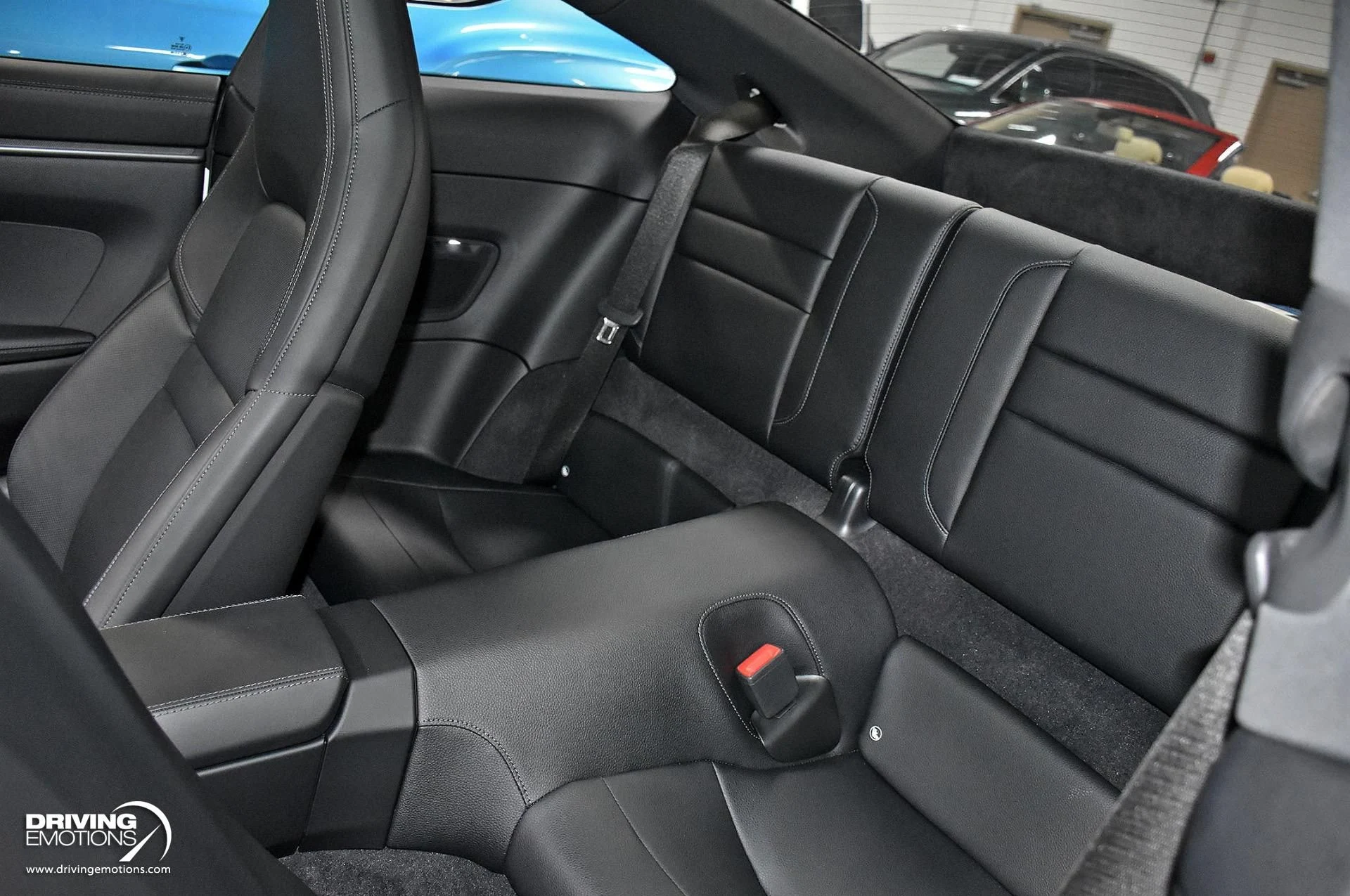 mph091_1037416761_865_p92_l_78deefa40e