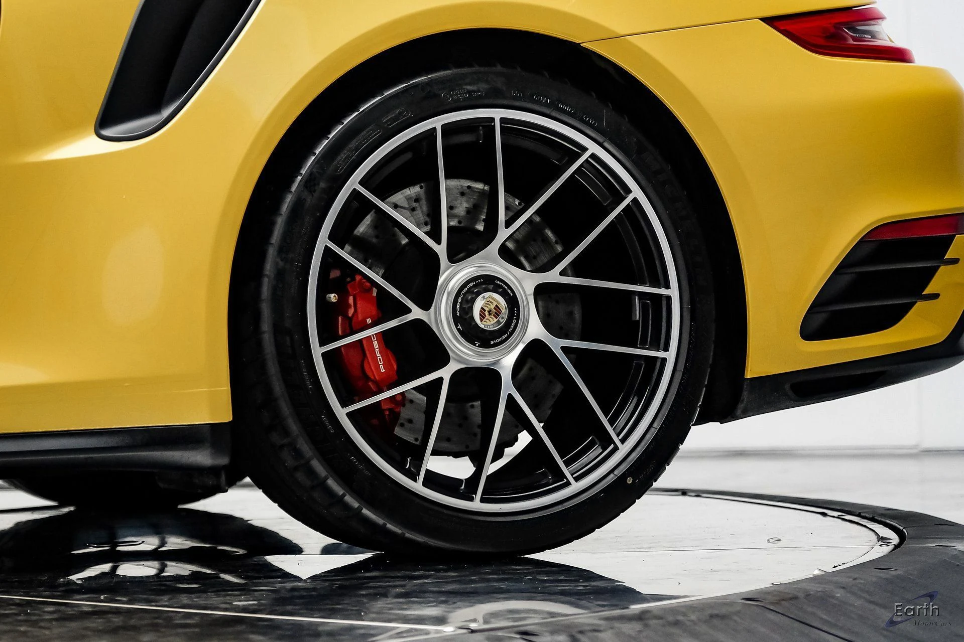 mph091_1087761572_2c9bfa1c4a3938ba2c38cbdbc075420fx_2e4c621252