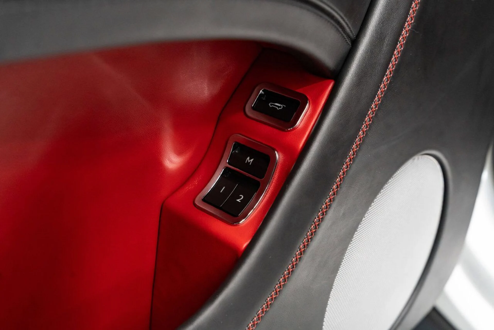 mph091_12281703_bentley_bentayga_2019_c03e1c6eb3