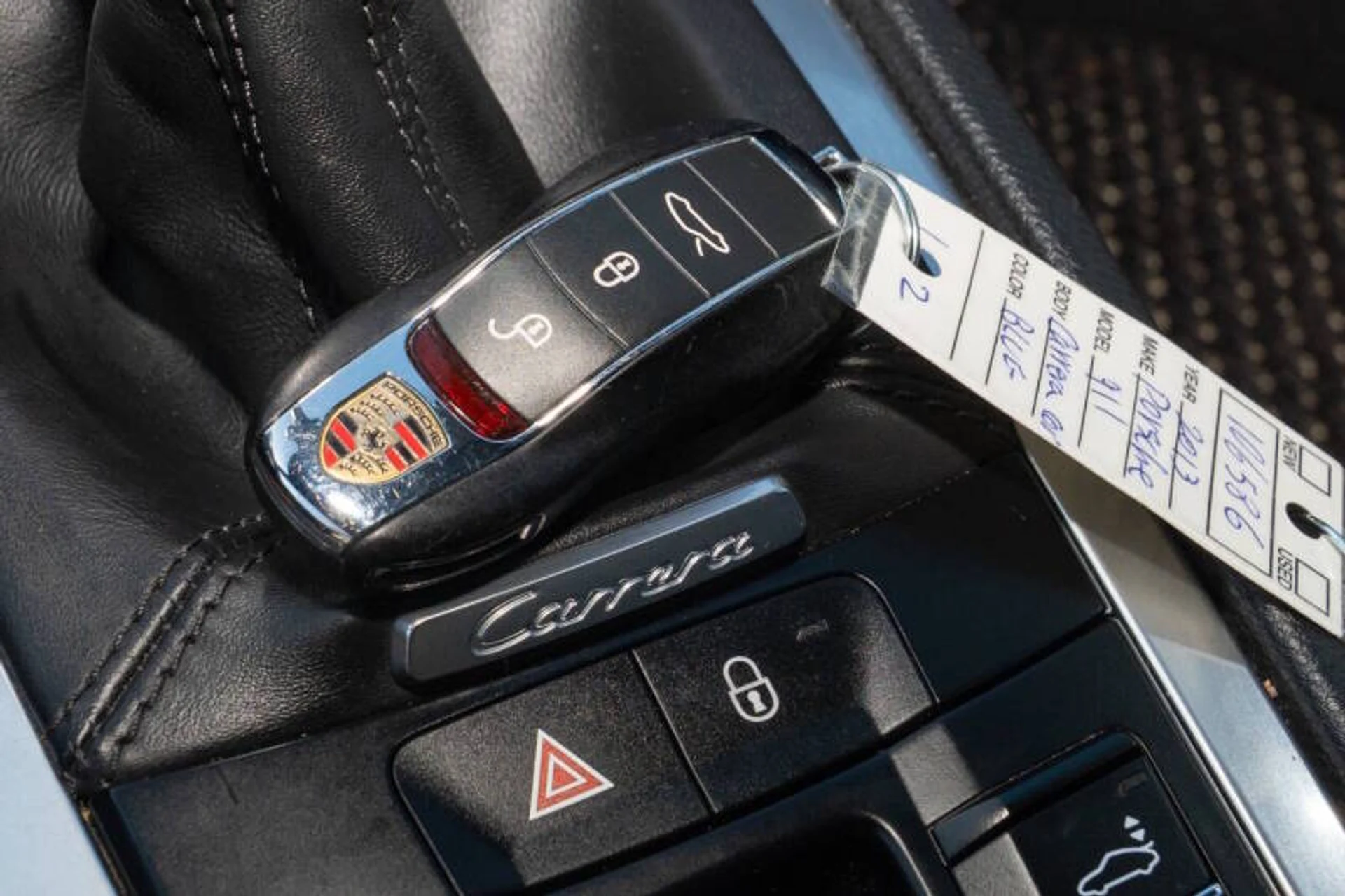 mph091_1442710010_2013_porsche_911_carrera_2dr_coupe_b6d3a126a1