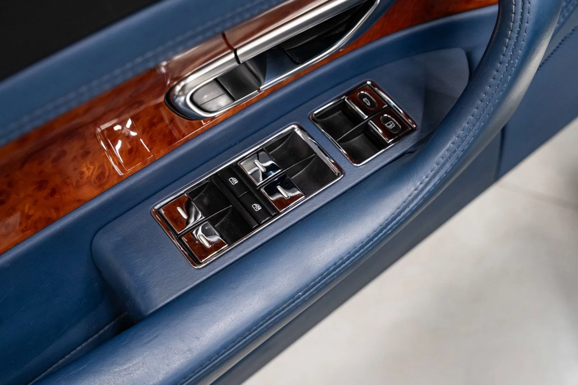mph091_1816408635_bentley_continental_gt_2006_2caef9448f