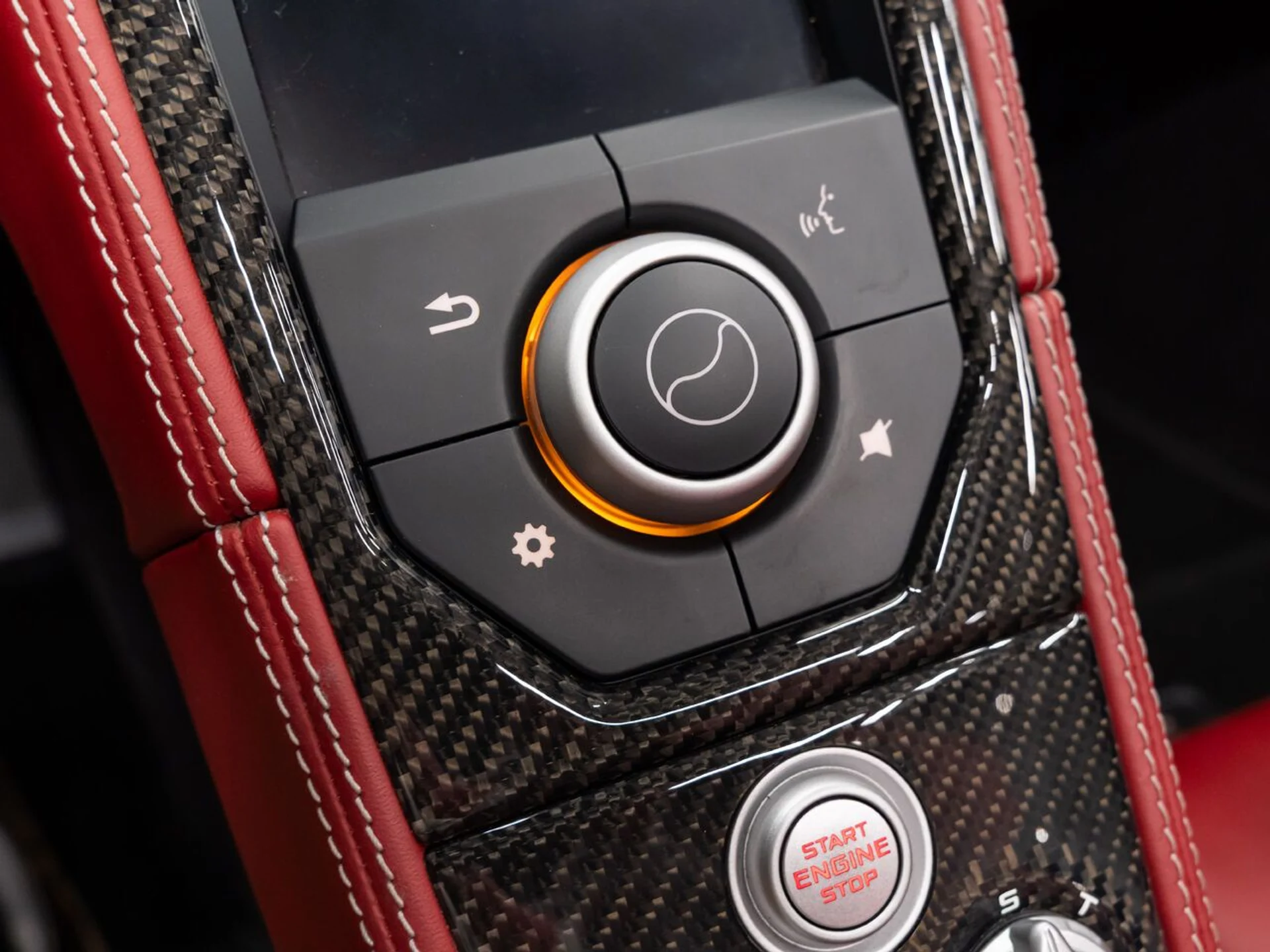 mph091_2046955267_mclaren_650s_2015_748bdc6026