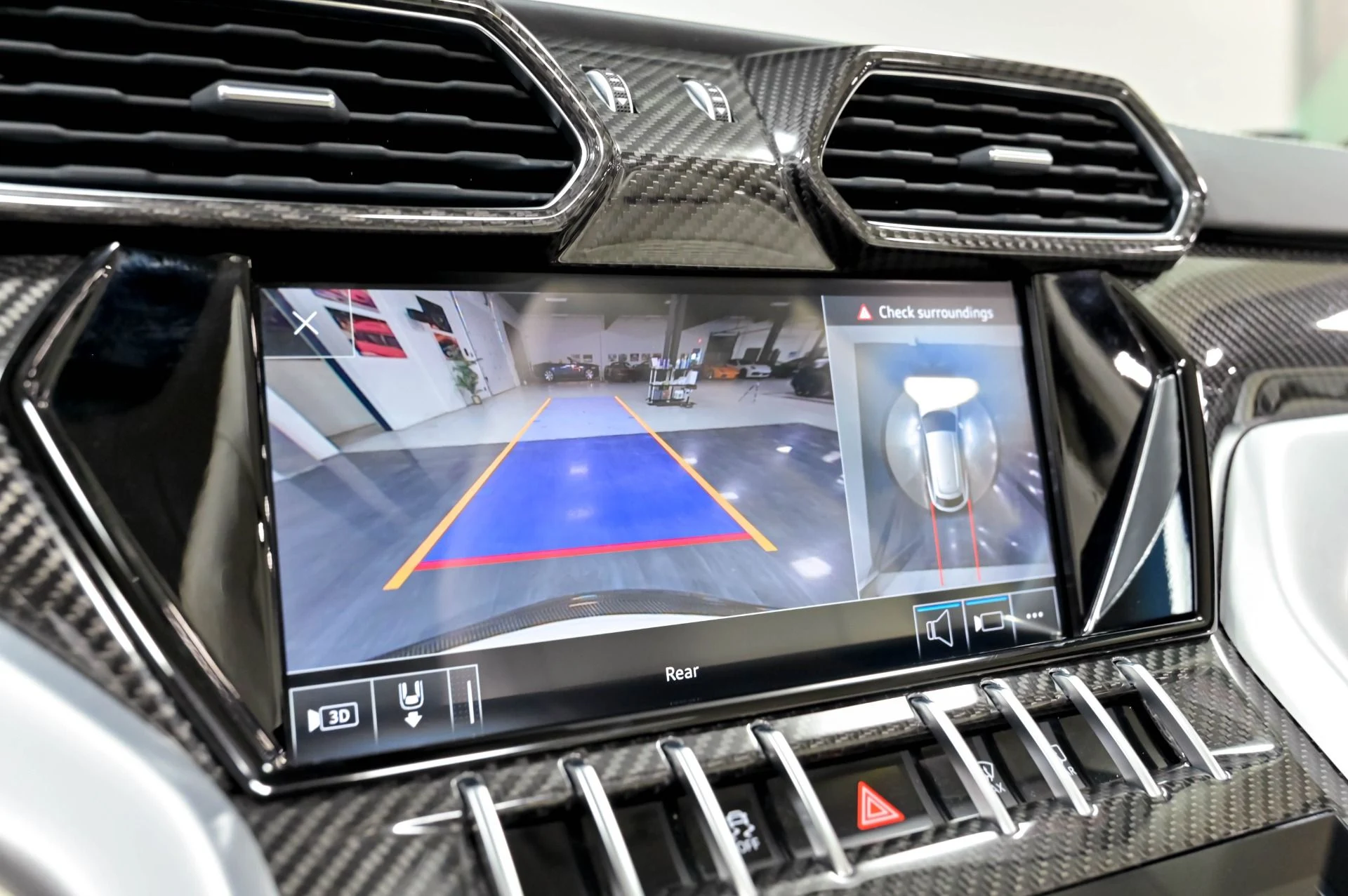 mph091_2078378475_Used_2020_Lamborghini_Urus_1778528583_8c123c9470