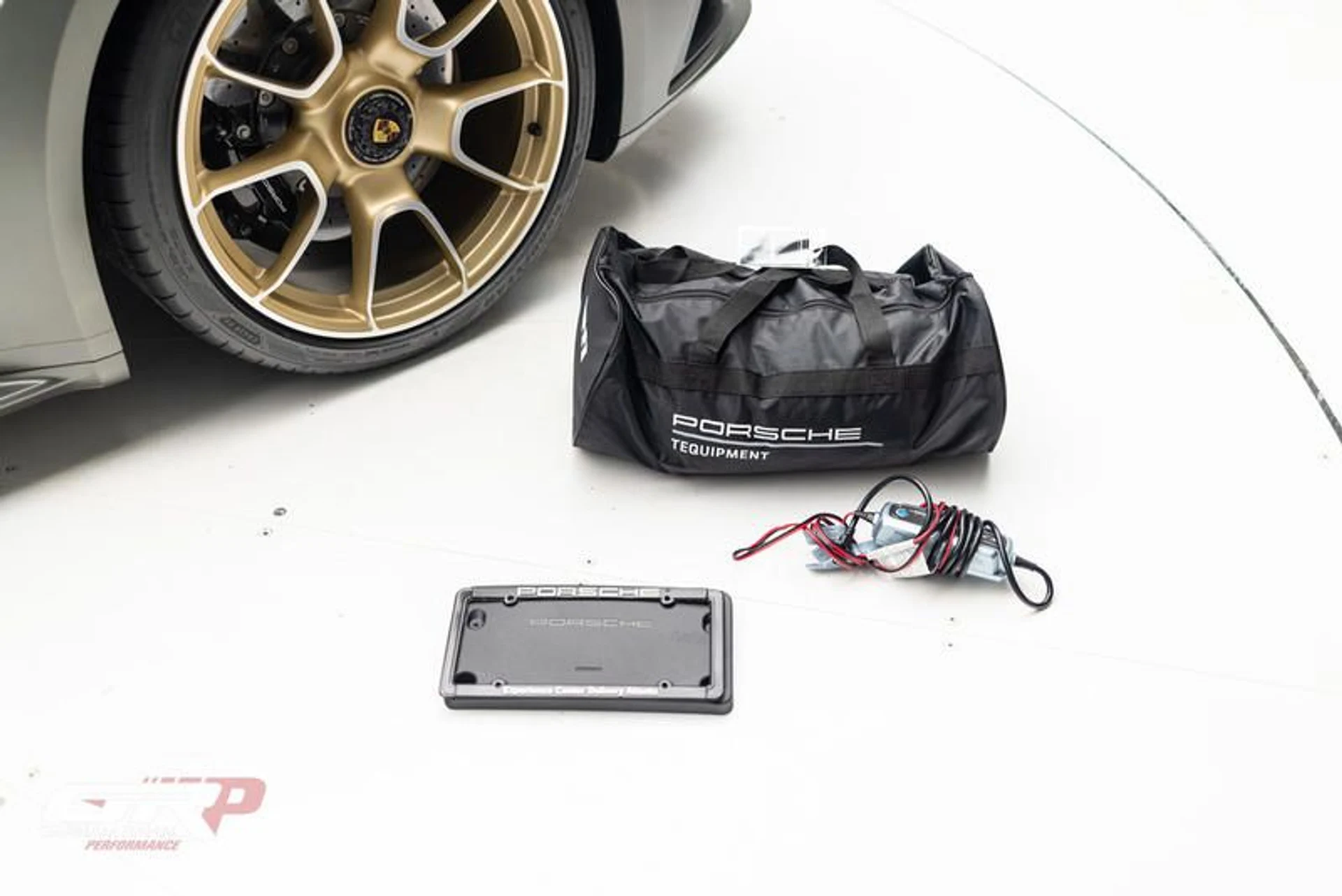 mph091_2150354386_A4008_DE_3_0388_4_F81_A019_05353_A30_C3_DF_cd2161a337