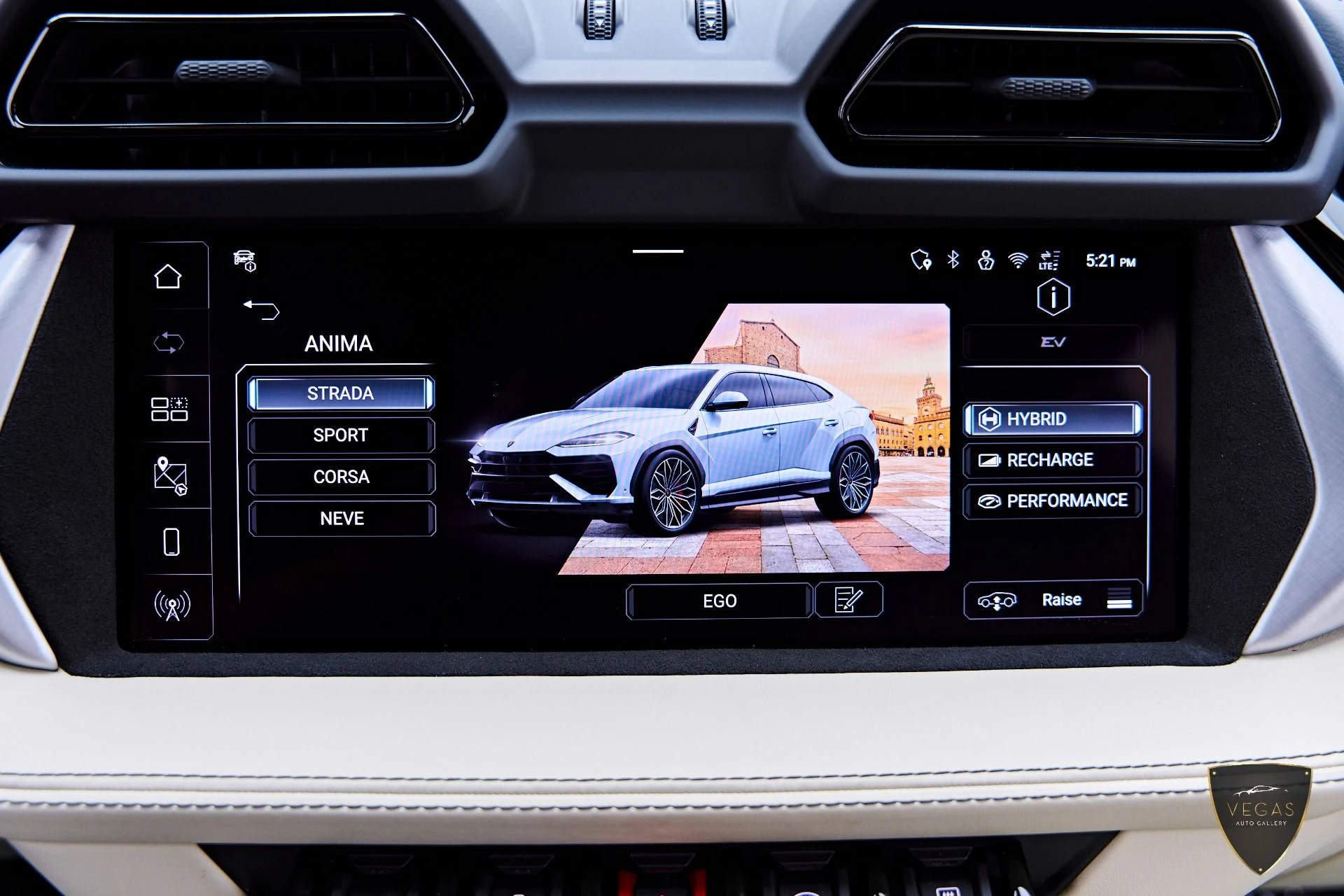 mph091_2462478847_Used_2026_Lamborghini_Urus_SE_1783419787_d8f3a69298
