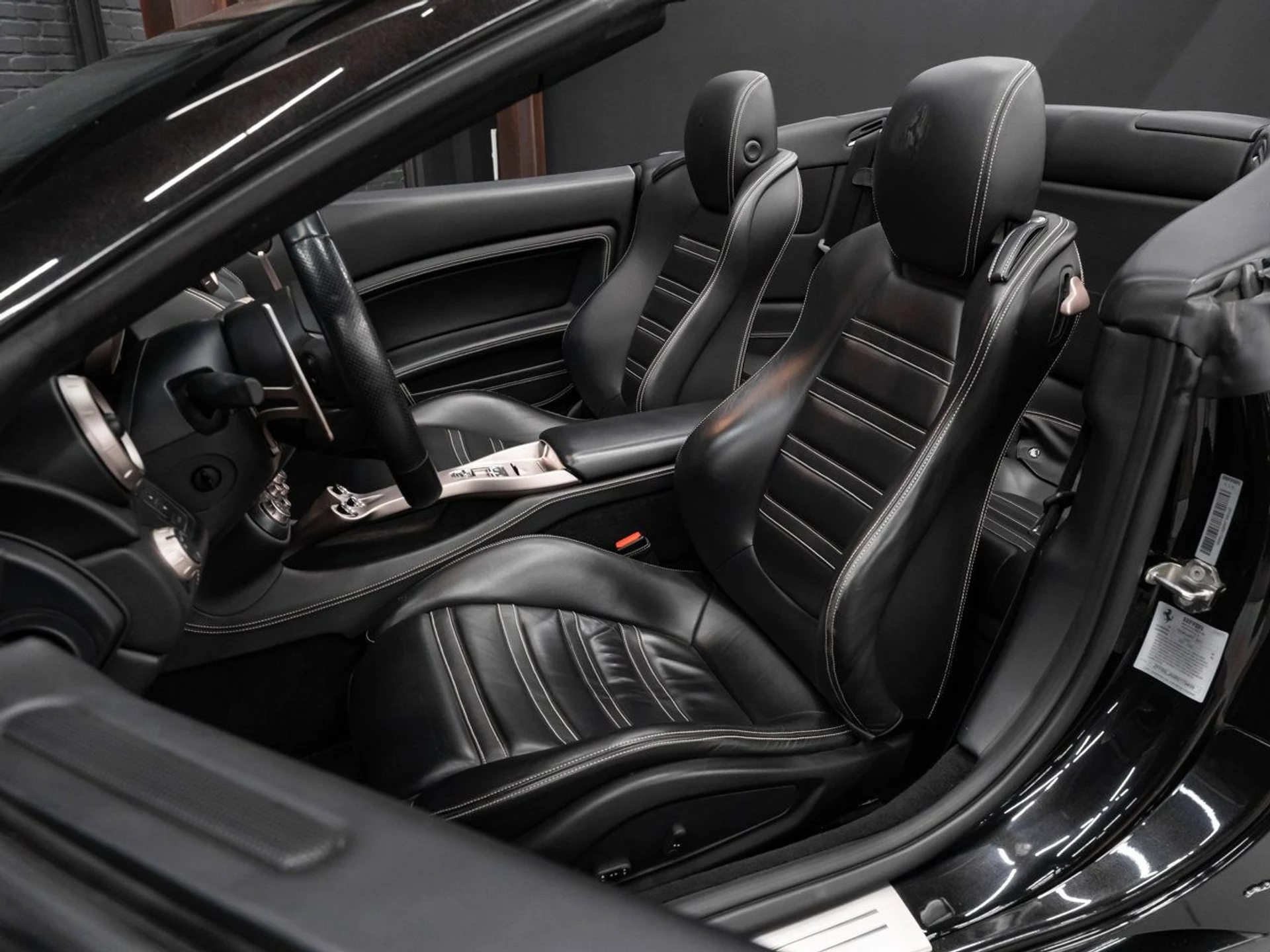 mph091_253364119_ferrari_california_2011_4fa4d48a2c