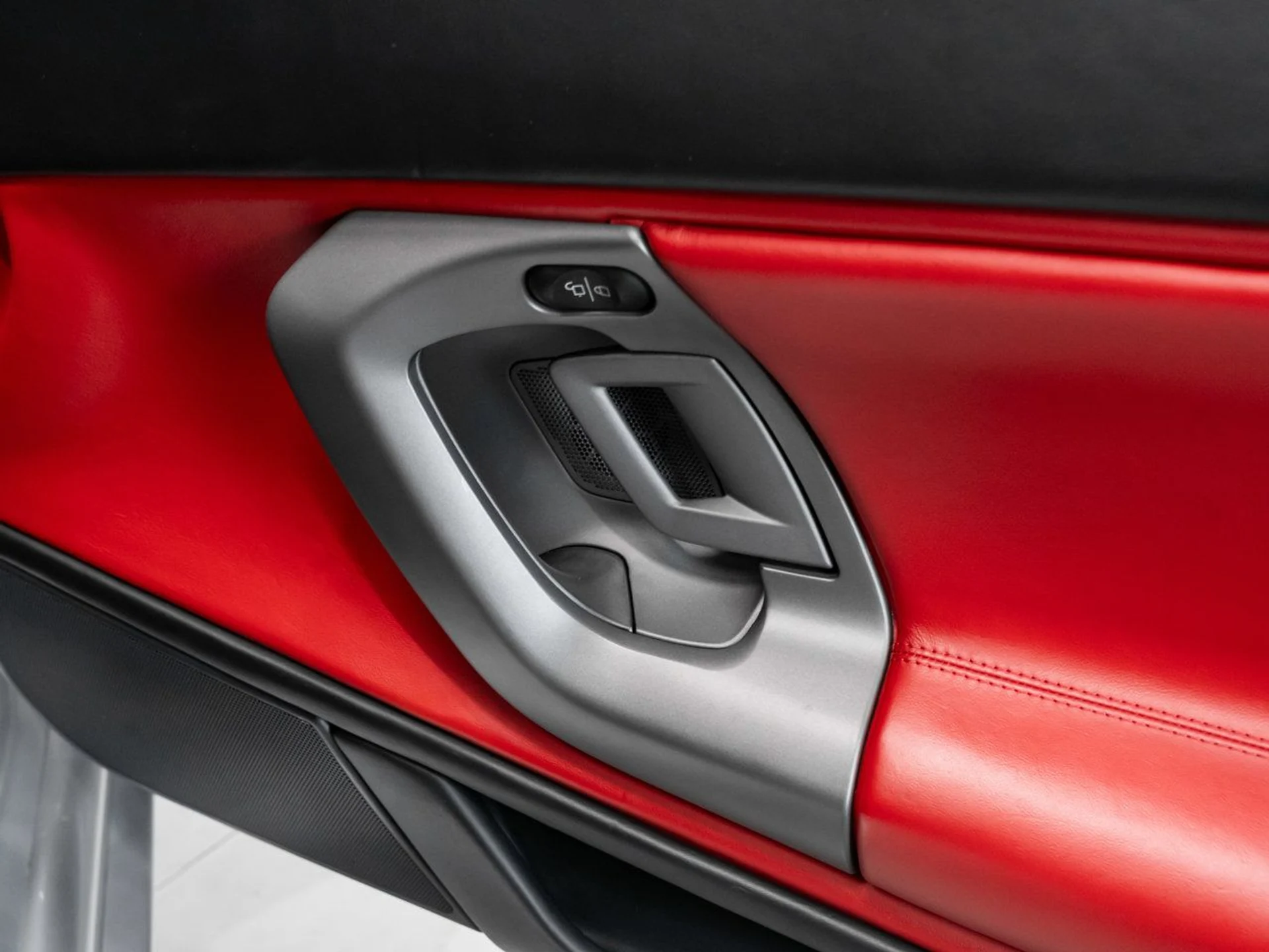 mph091_2592754729_lamborghini_gallardo_2004_0c07916100