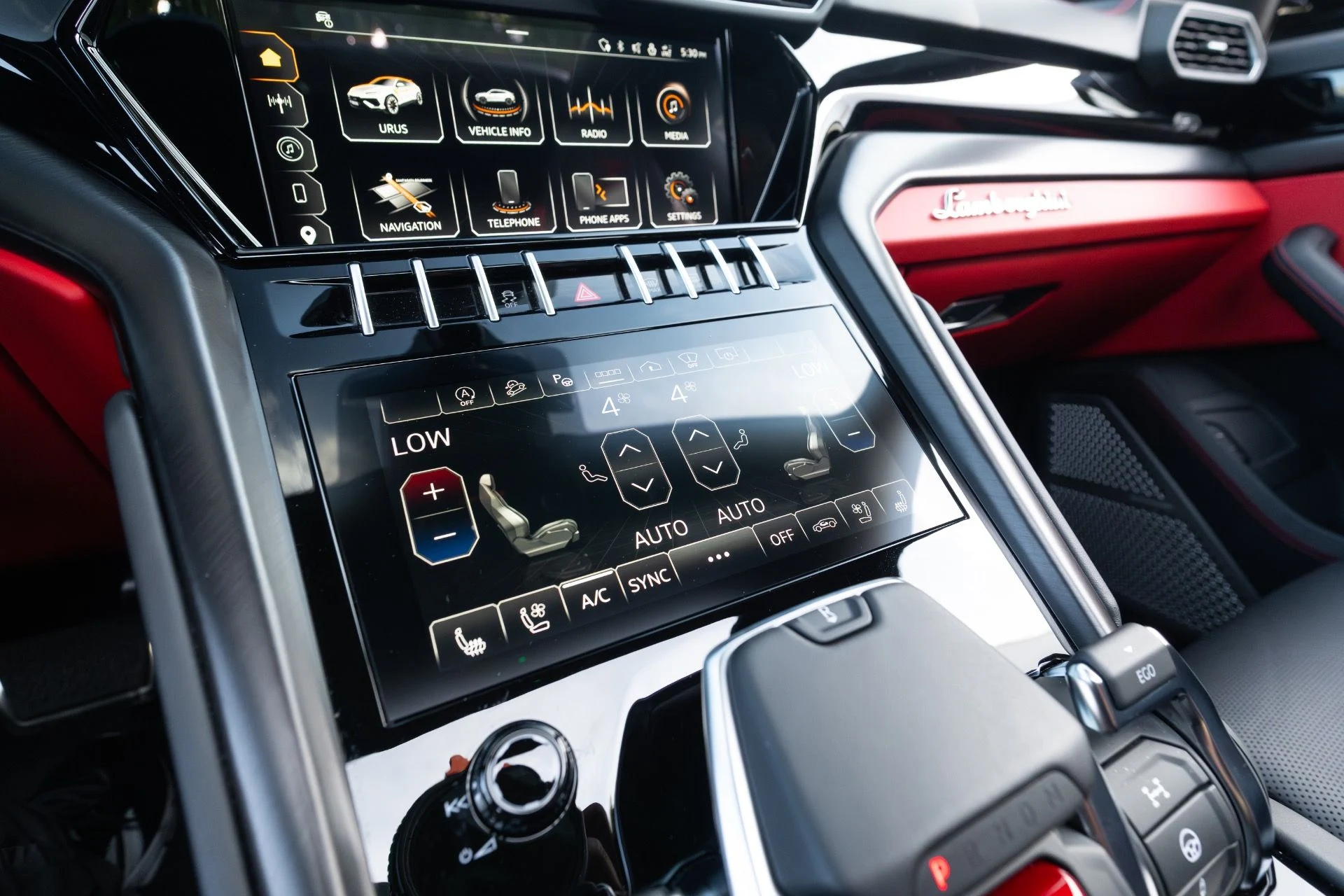 mph091_2668050858_Used_2024_Lamborghini_Urus_S_1781216022_5f841eed83