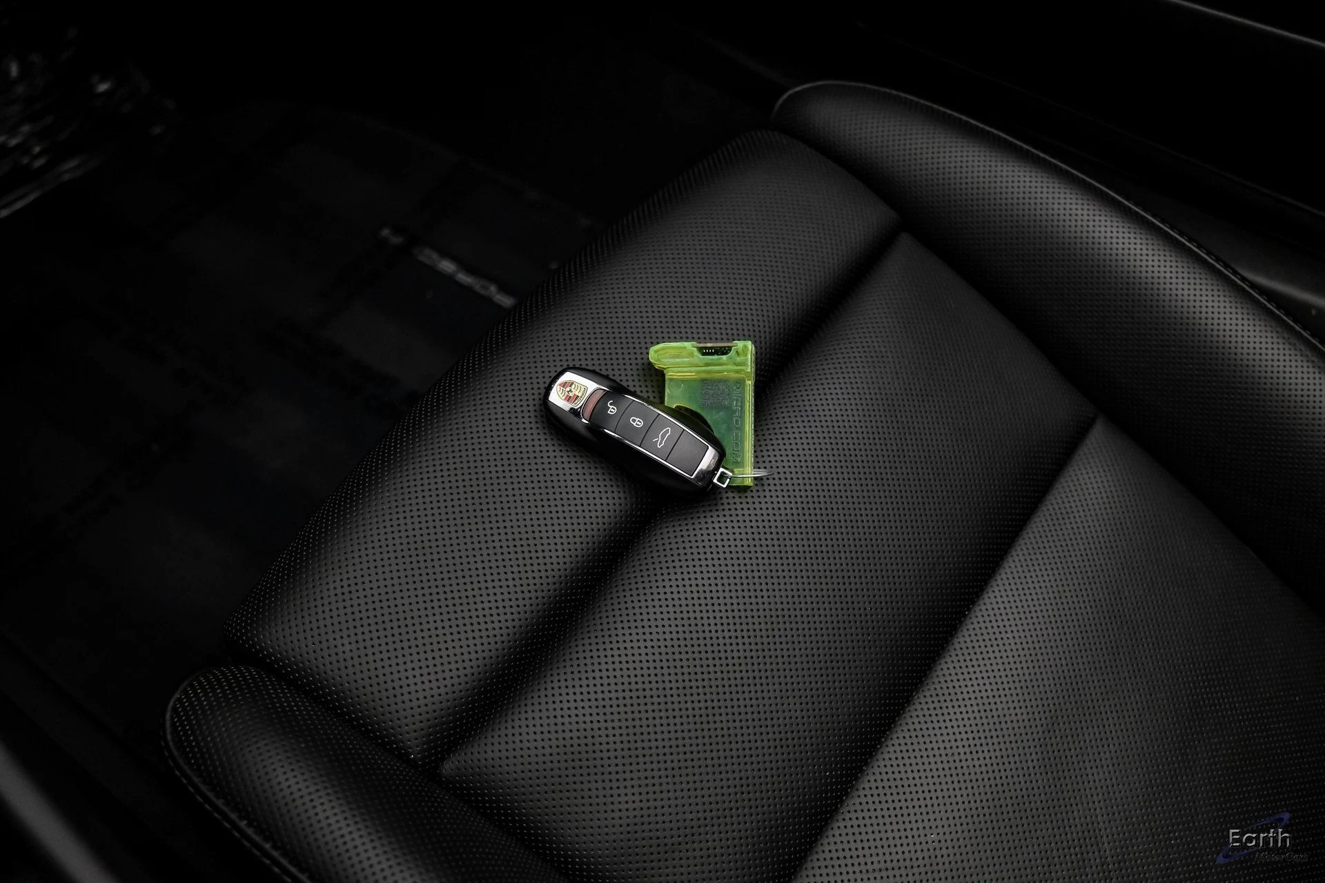 mph091_2945828471_25a270ff8750776acc6d99a0c0d14e19x_678091f3a3