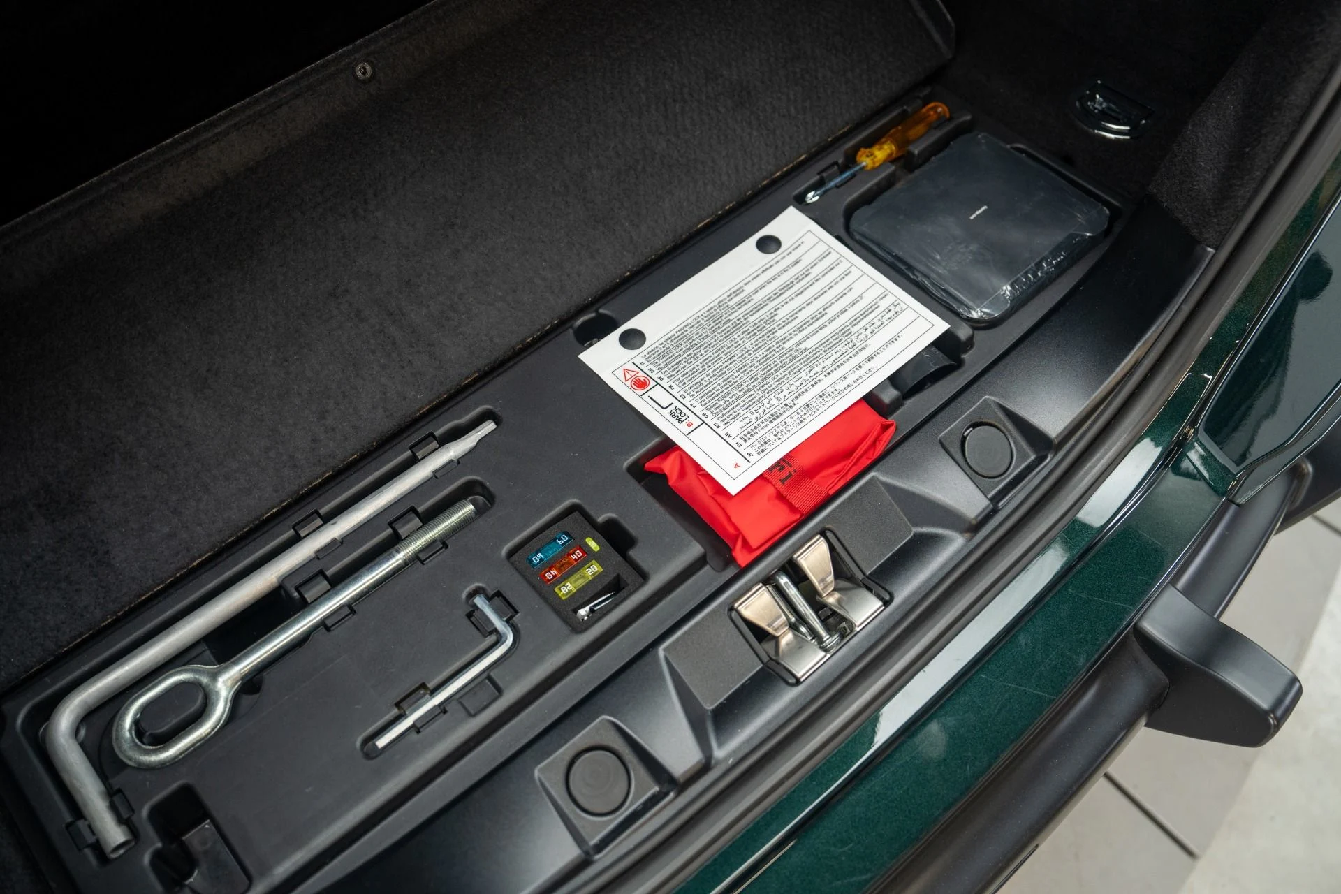 mph091_3303730893_Used_2022_Ferrari_Roma_1772575268_55f01d9bb4