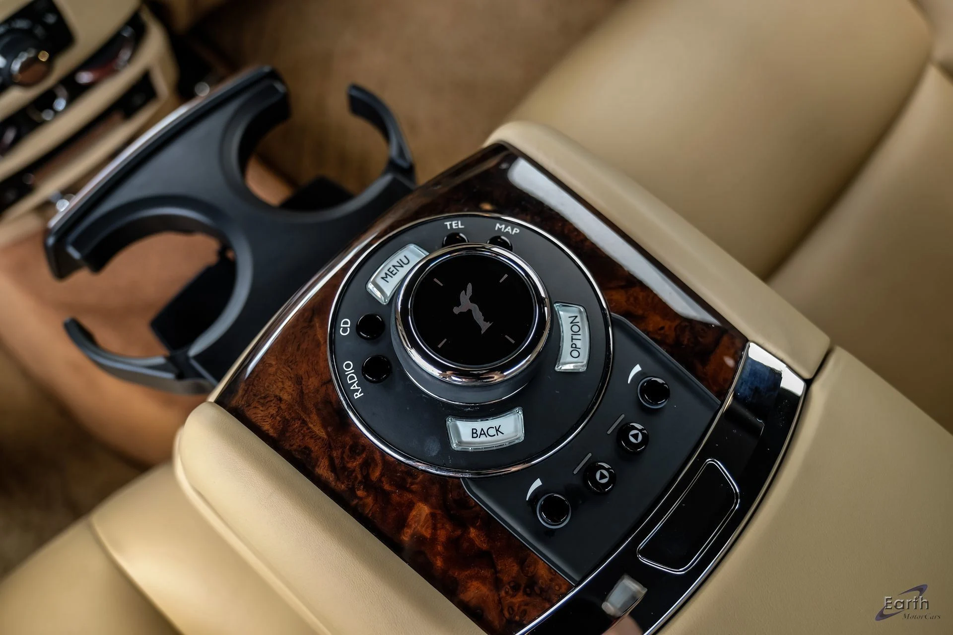 mph091_3338987460_47553113773c5a79f58950b1dcc68325x_771f314097